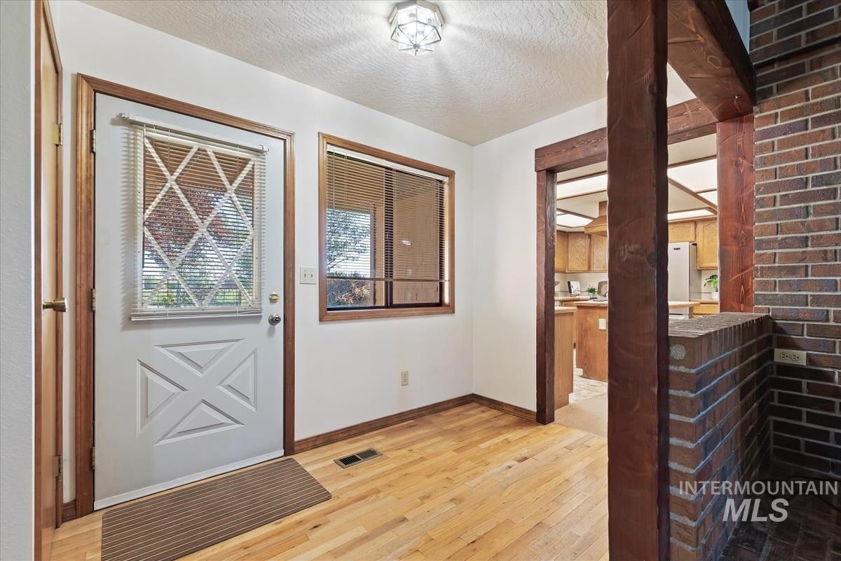 8275 Washoe Rd Property Photo 9