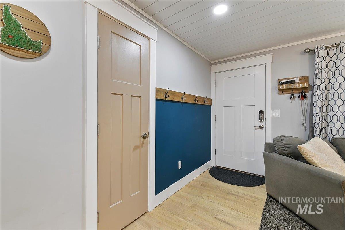 7584 W Snohomish Street Property Photo 6