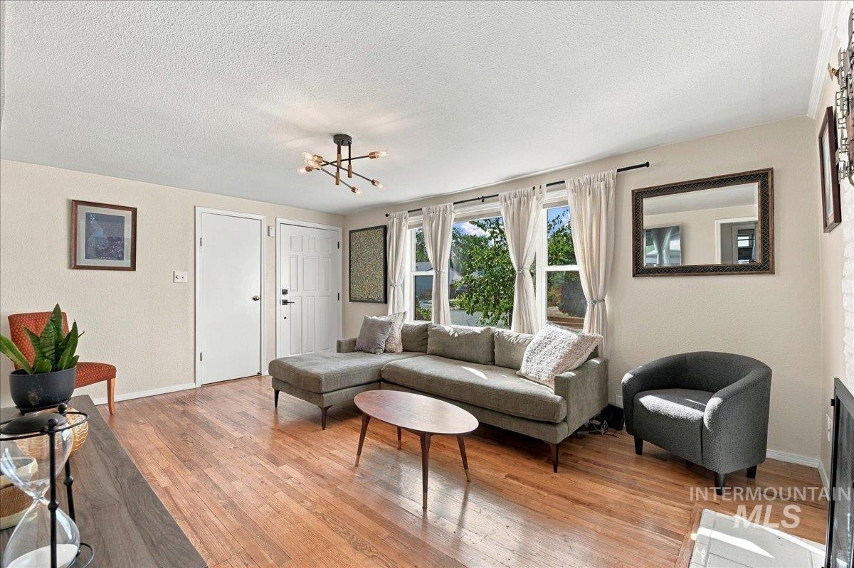 4768 W Kendall St Property Photo 10