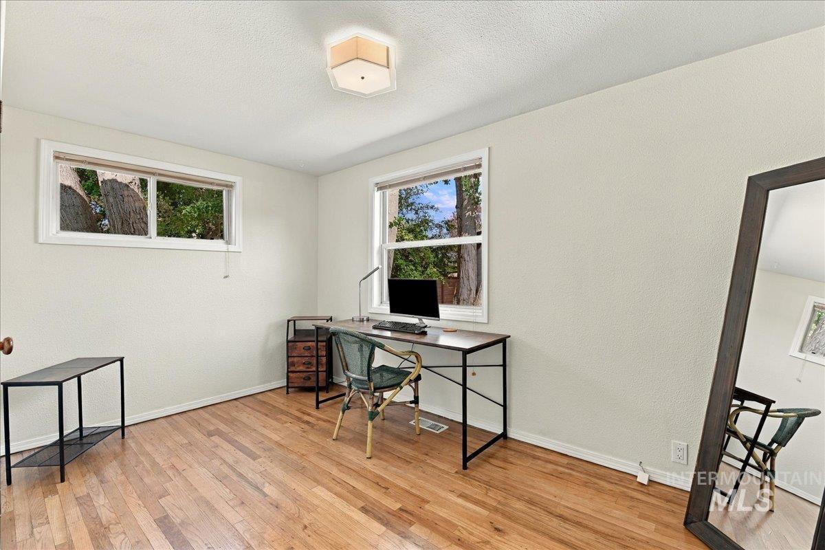 4768 W Kendall St Property Photo 22