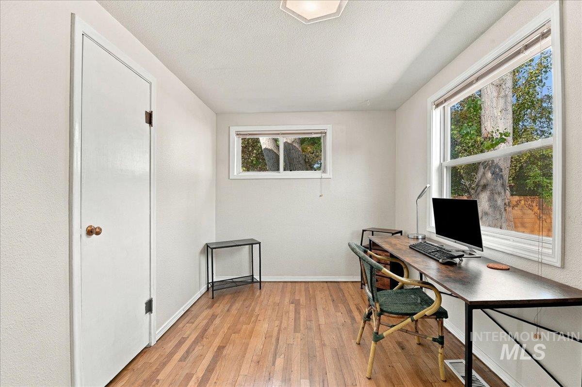 4768 W Kendall St Property Photo 23