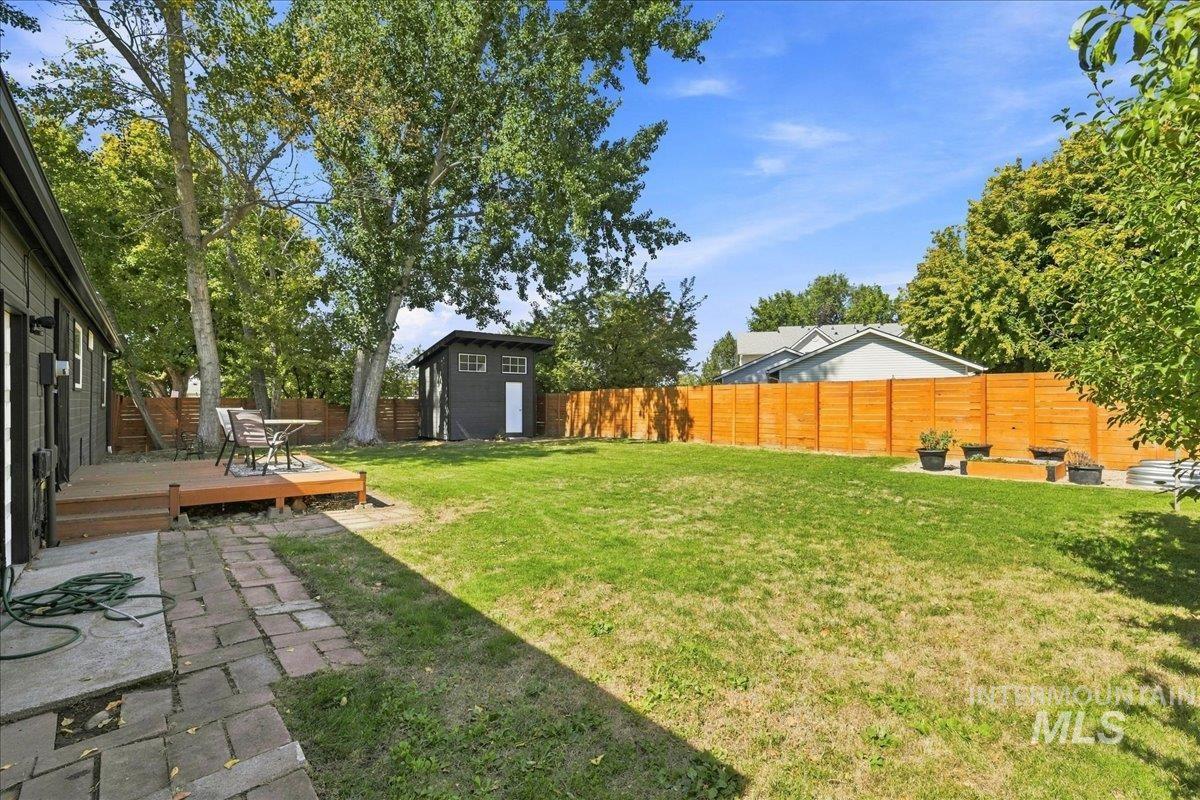 4768 W Kendall St Property Photo 32