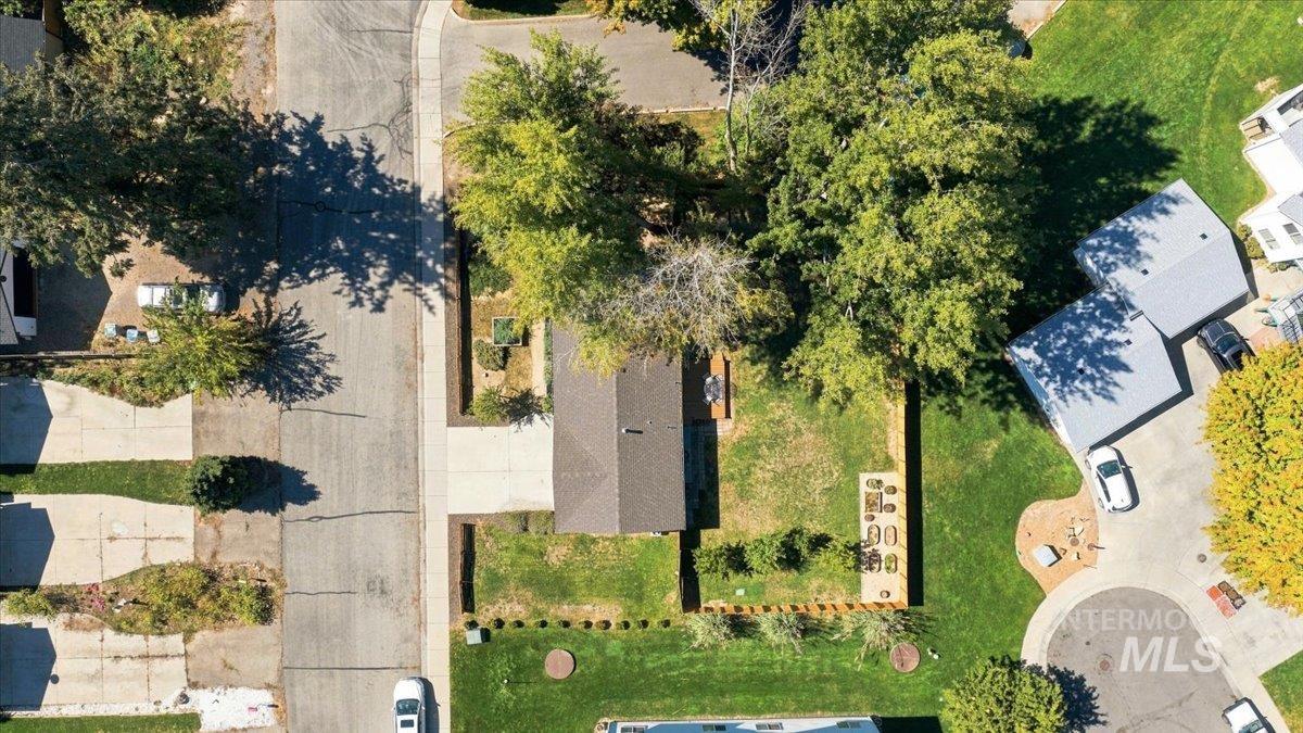 4768 W Kendall St Property Photo 40