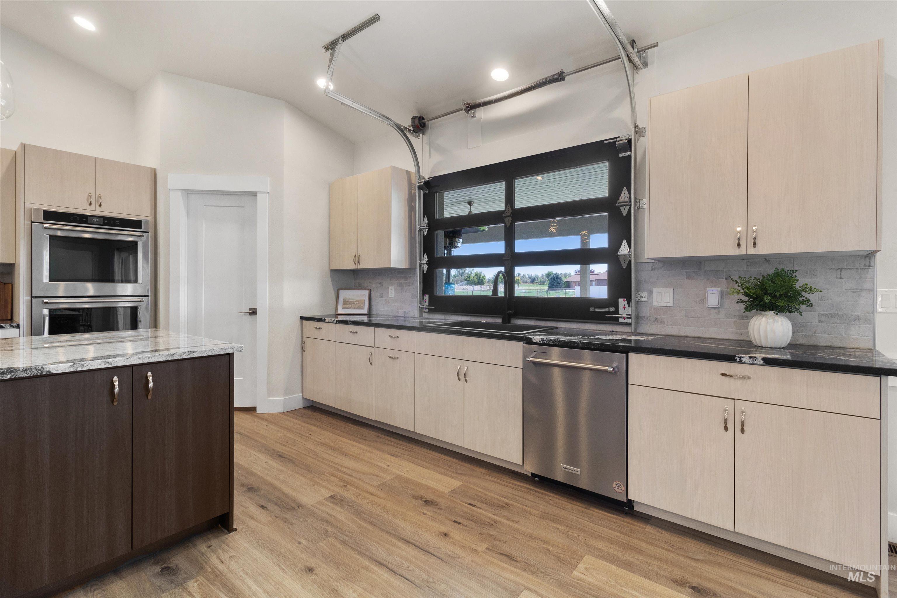 2547 E 3769 N Property Photo 15