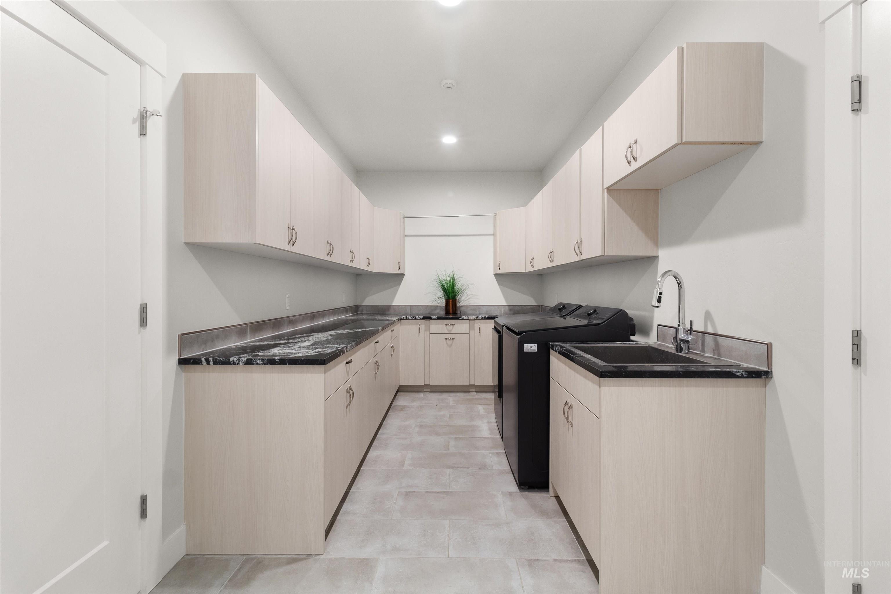 2547 E 3769 N Property Photo 22