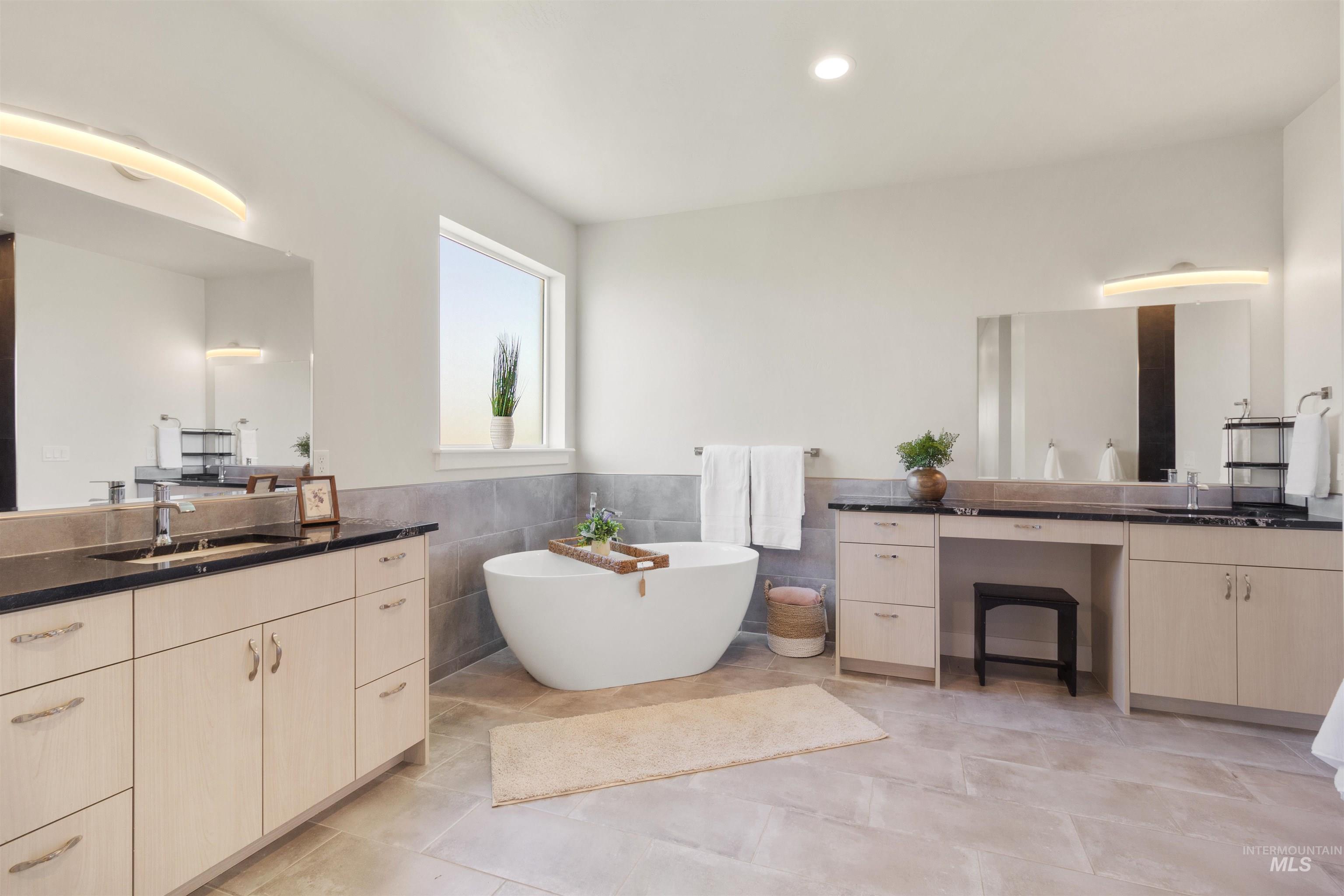 2547 E 3769 N Property Photo 25