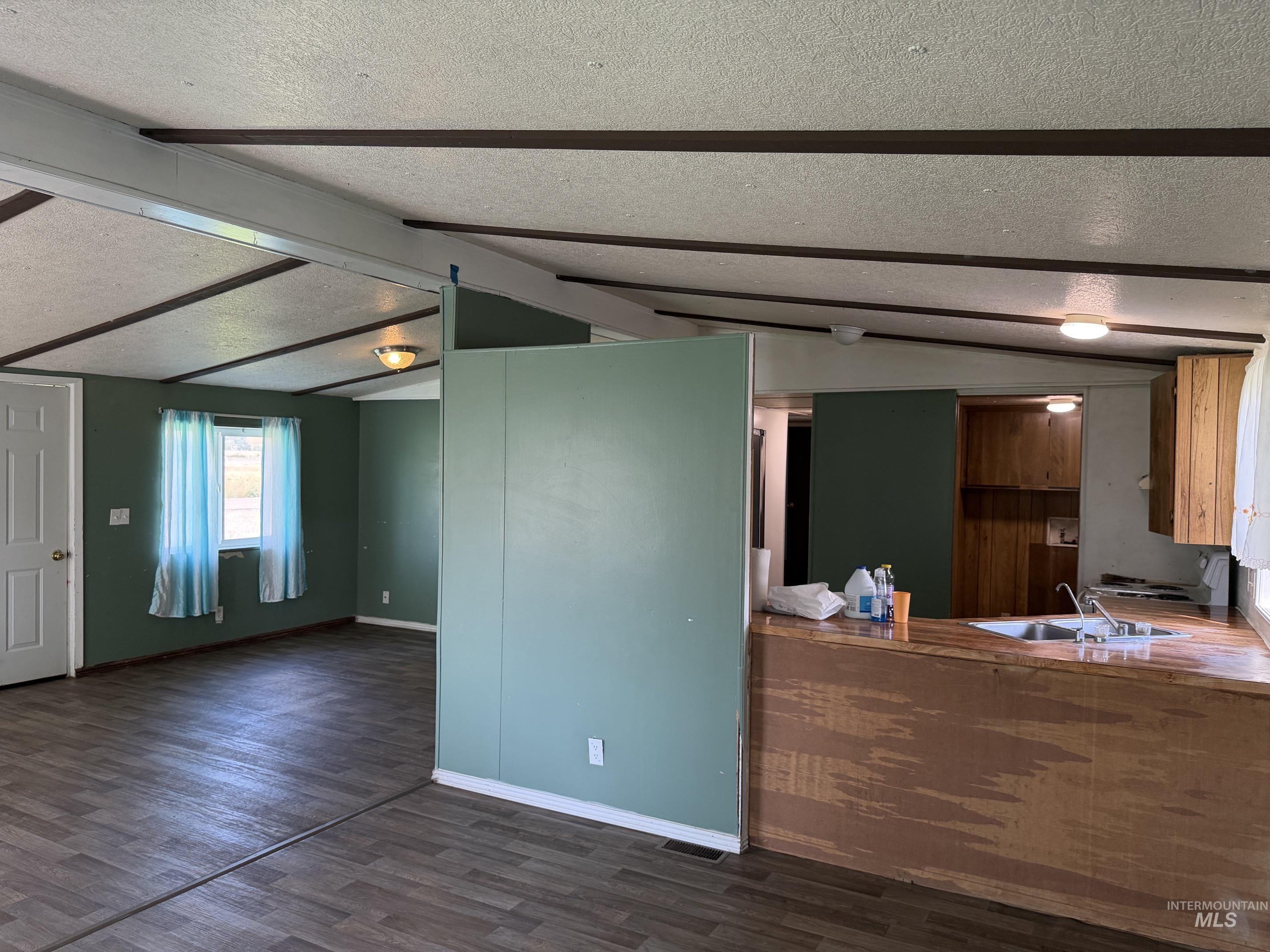 1203 Eelebach Way Property Photo 23