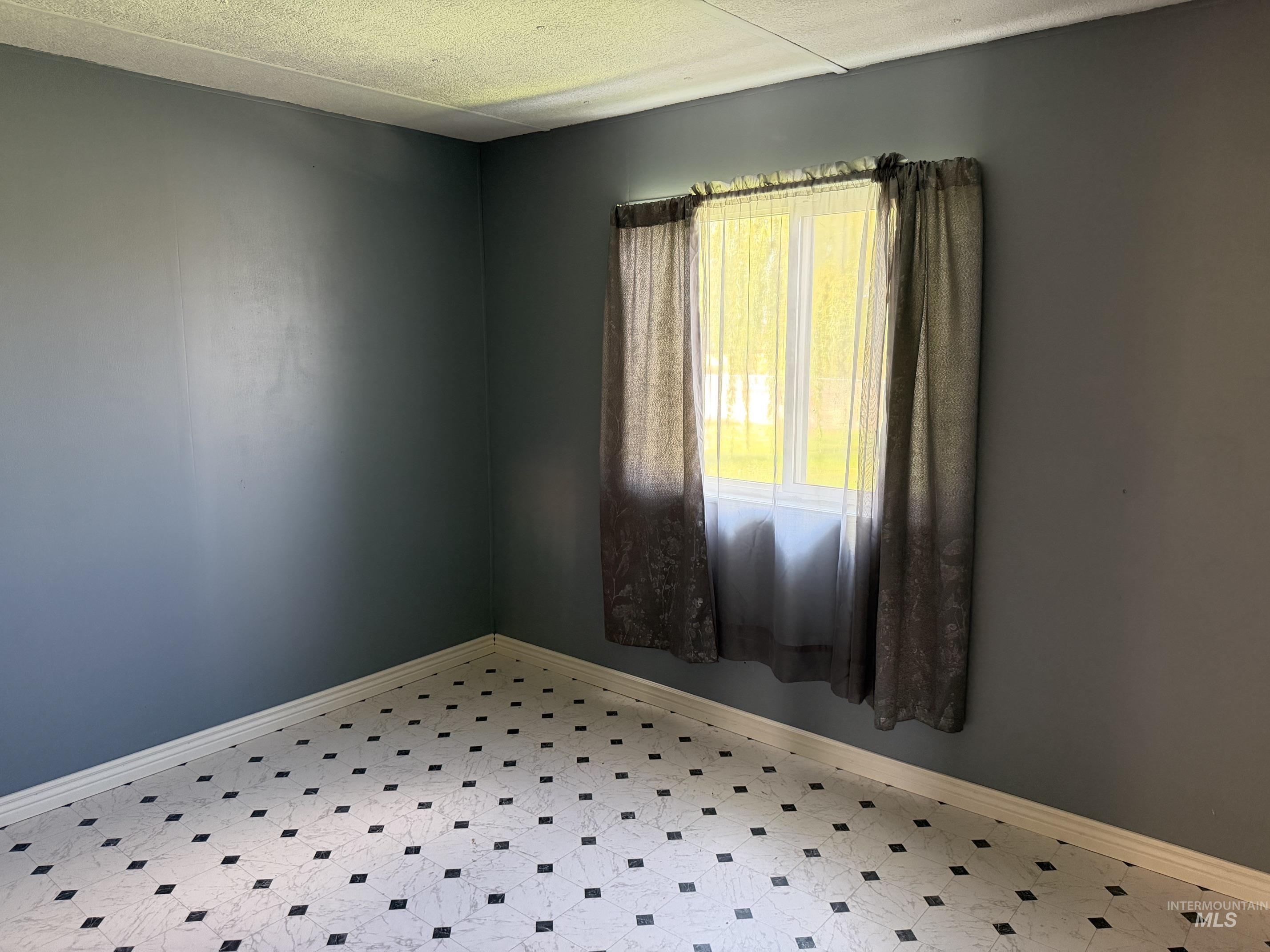 1203 Eelebach Way Property Photo 26