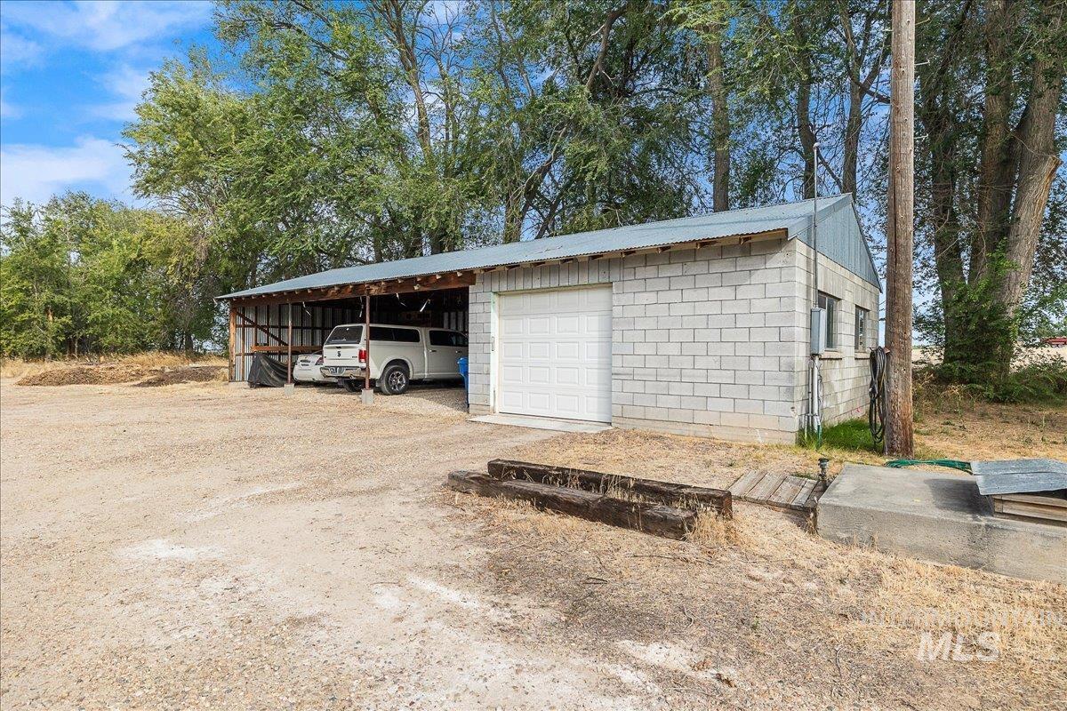 18507 Goodson Road Property Photo 31
