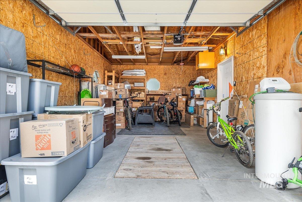 18507 Goodson Road Property Photo 31