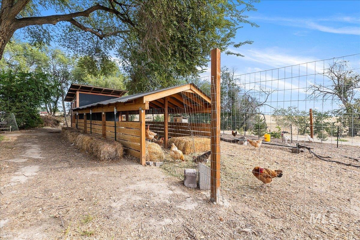 18507 Goodson Road Property Photo 34