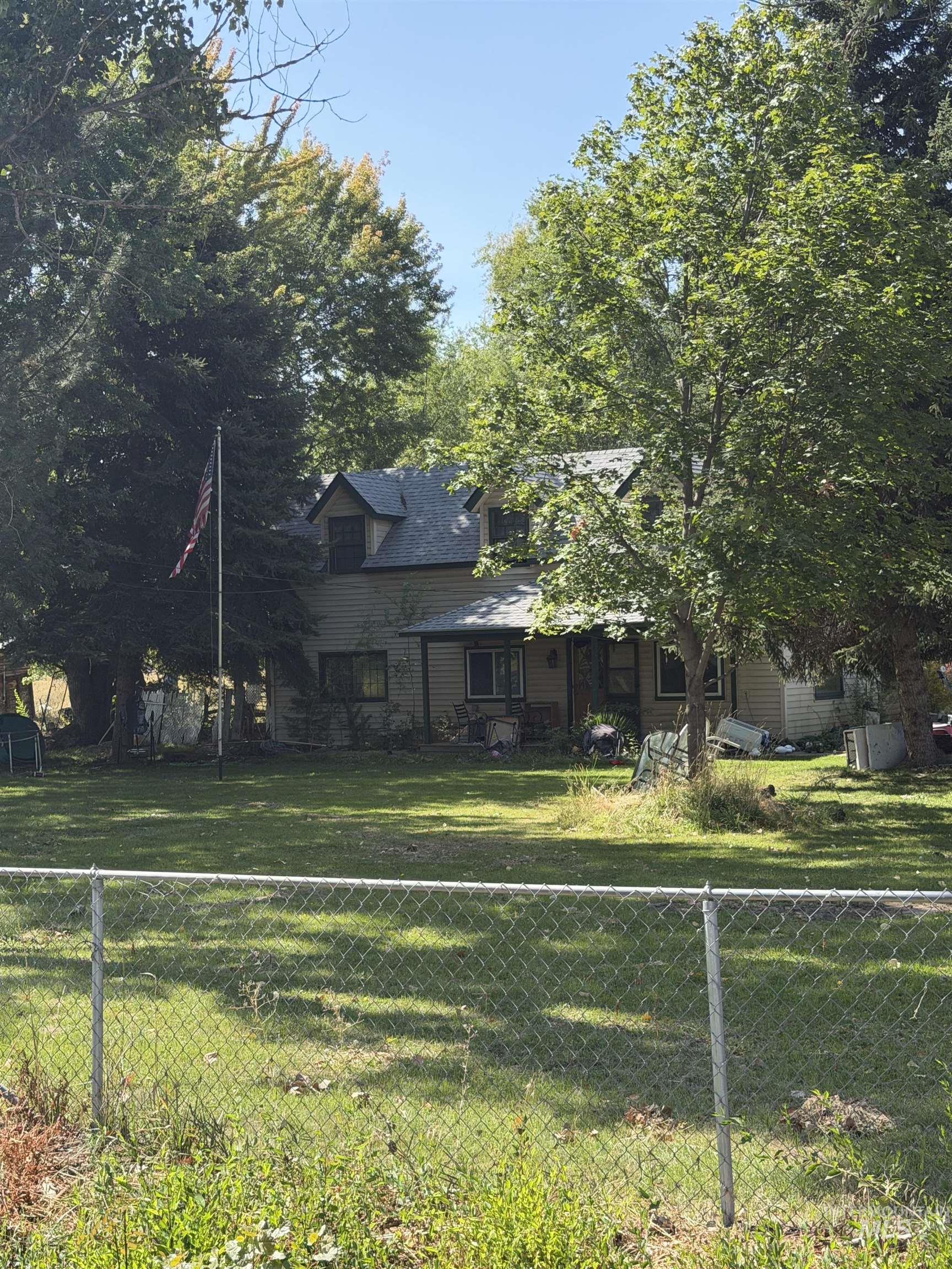 2015 Mill Rd Property Photo 3