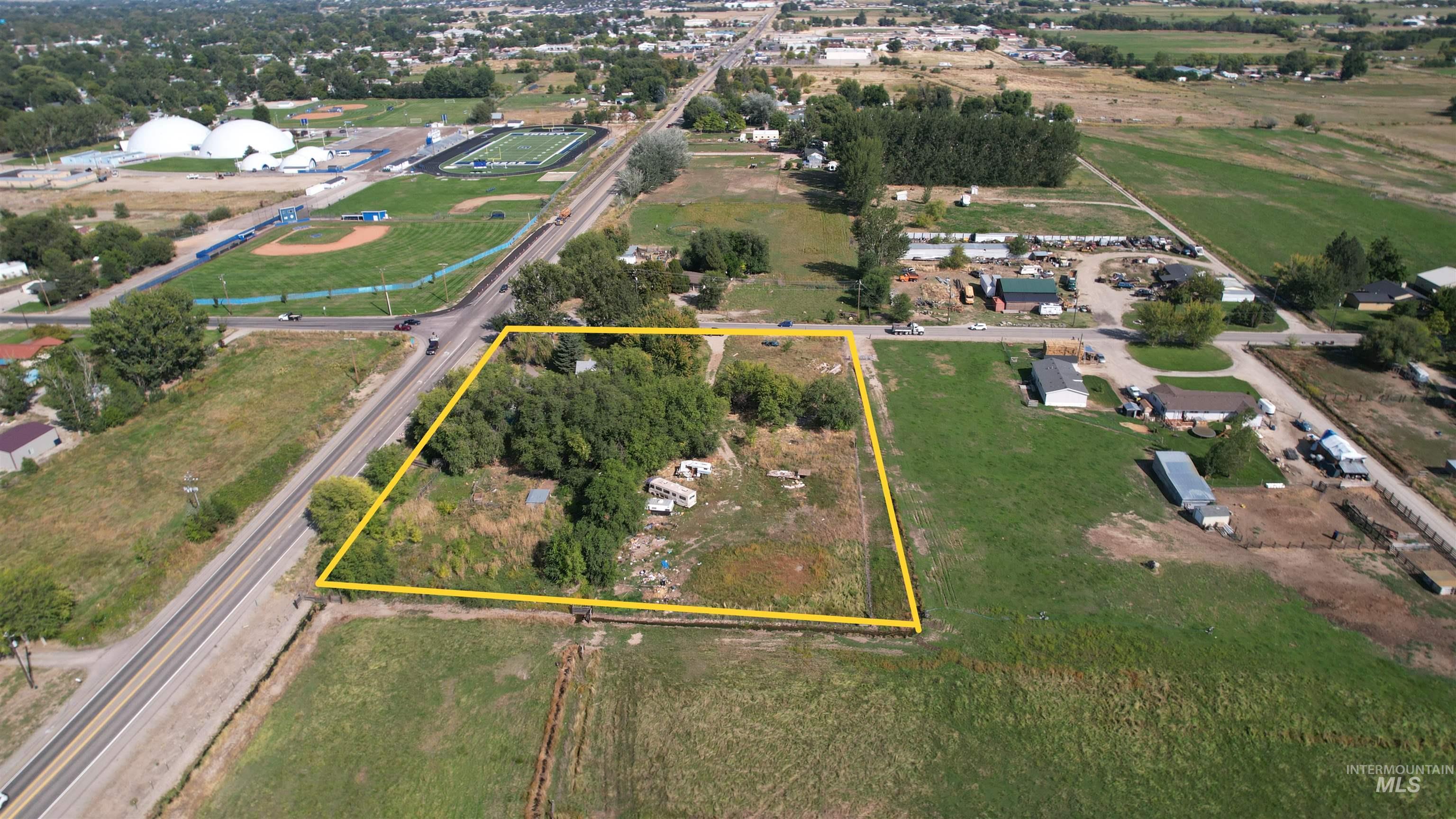 2015 Mill Rd Property Photo 15
