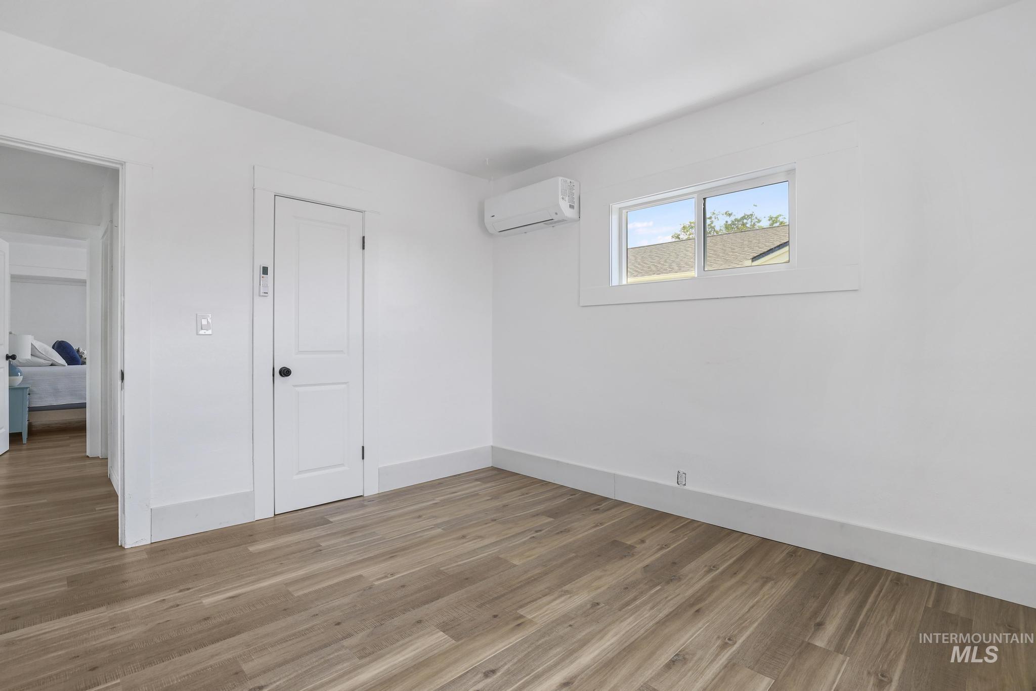 711 2nd Ave E Property Photo 20