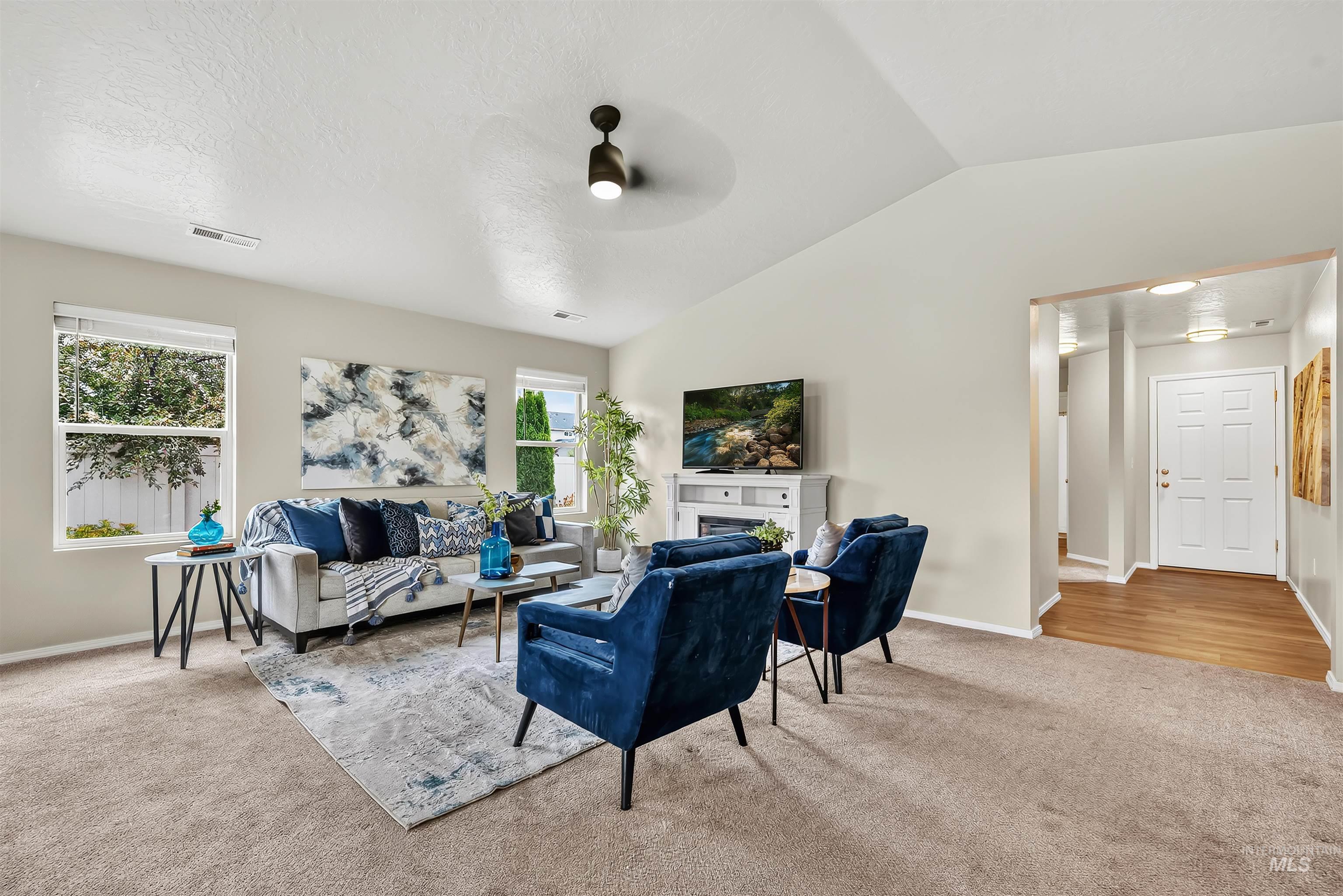 236 W Screech Owl Drive Property Photo 10