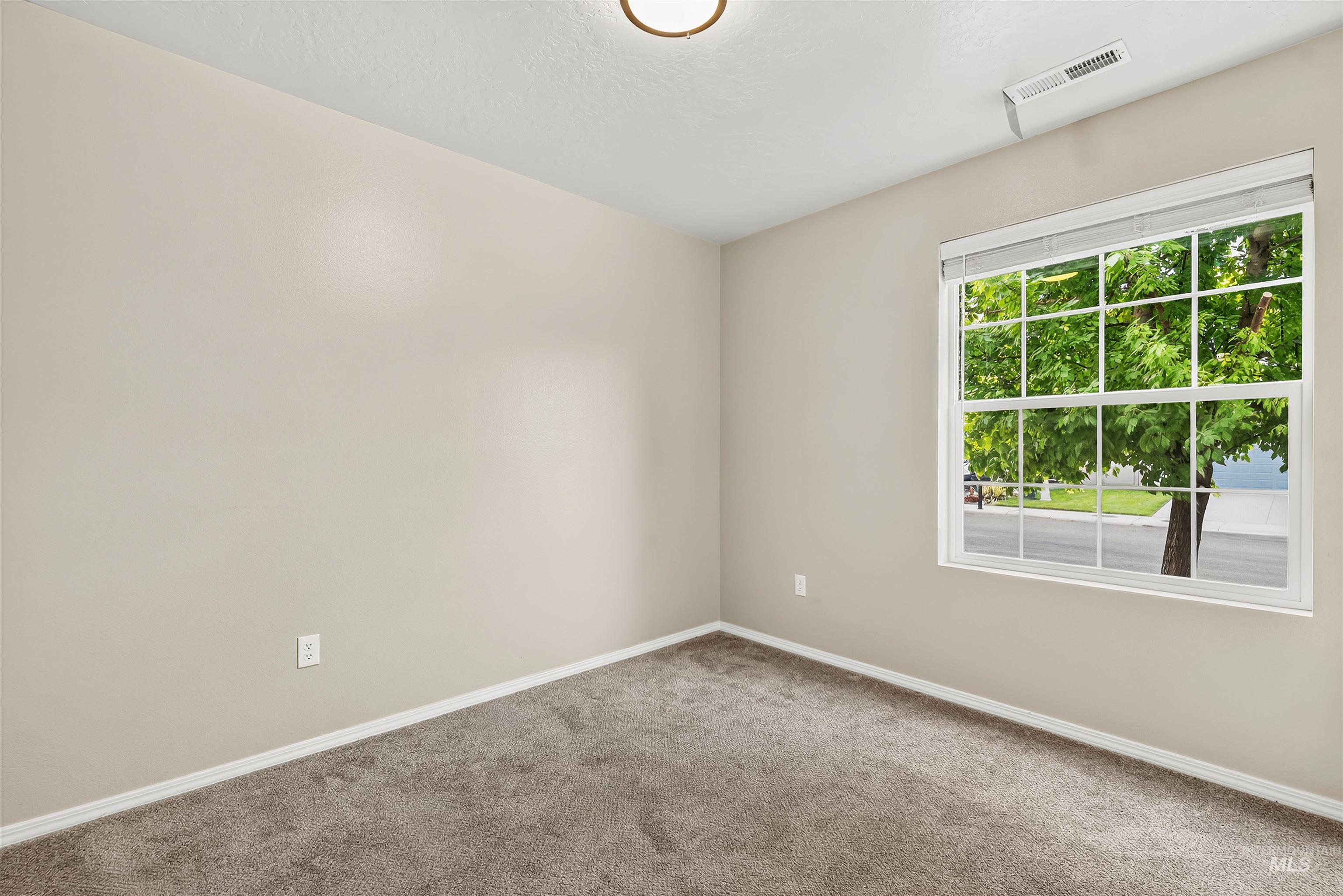 236 W Screech Owl Drive Property Photo 26