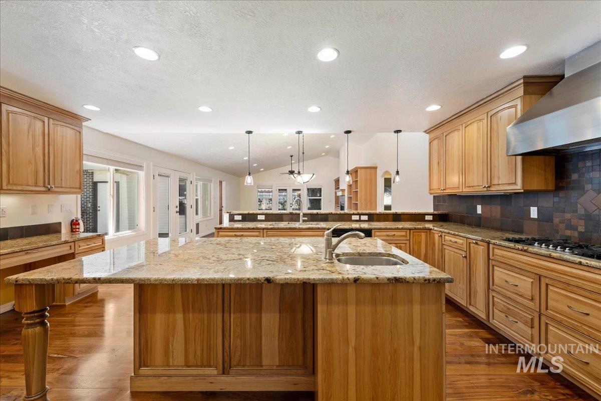 2273 S Weimaraner Way Property Photo 11
