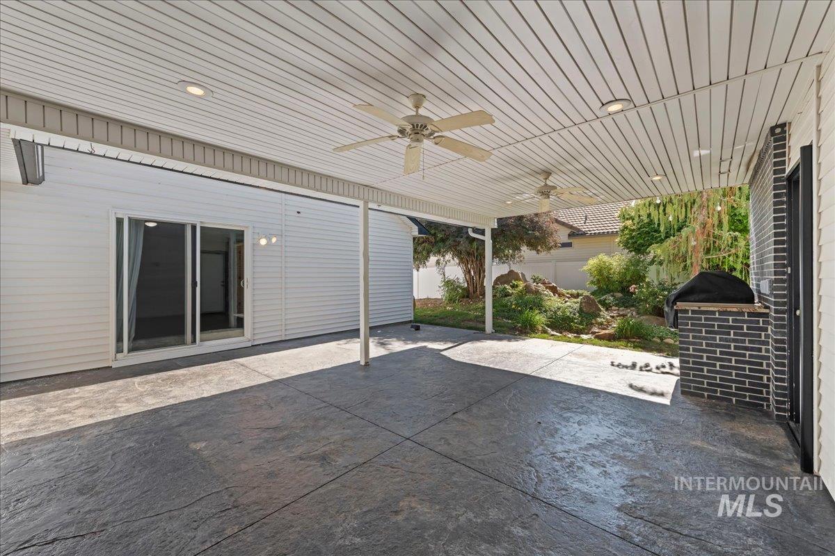 2273 S Weimaraner Way Property Photo 21