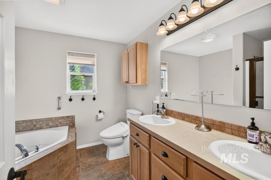 2509 Itani Dr. Property Photo 21