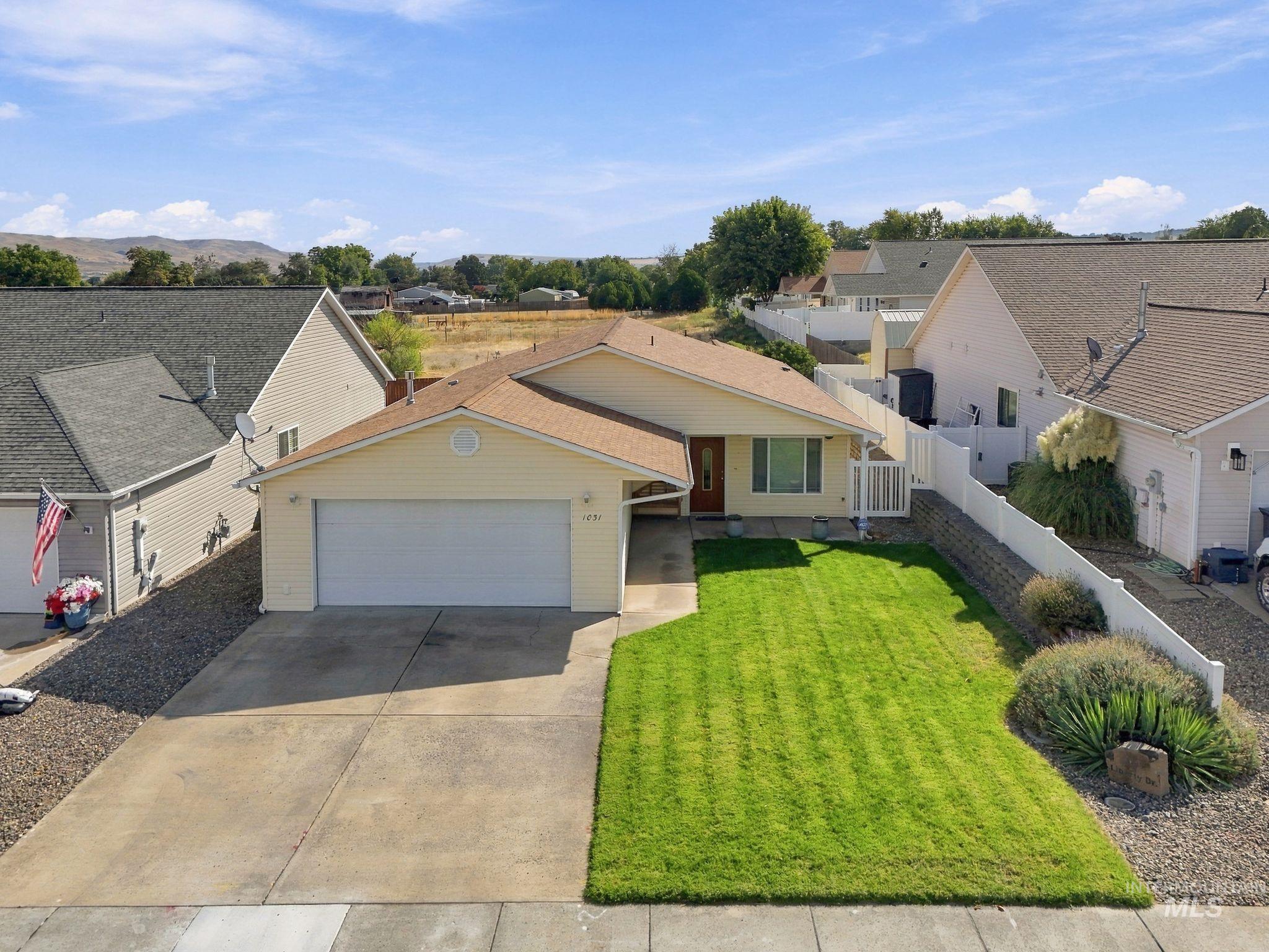 1031 Liberty Dr Property Photo 1