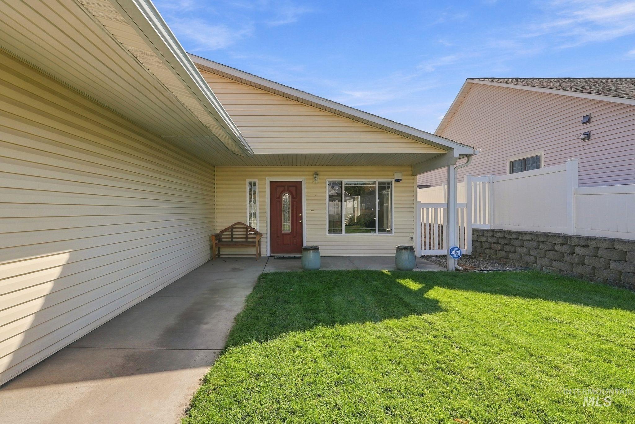 1031 Liberty Dr Property Photo 5