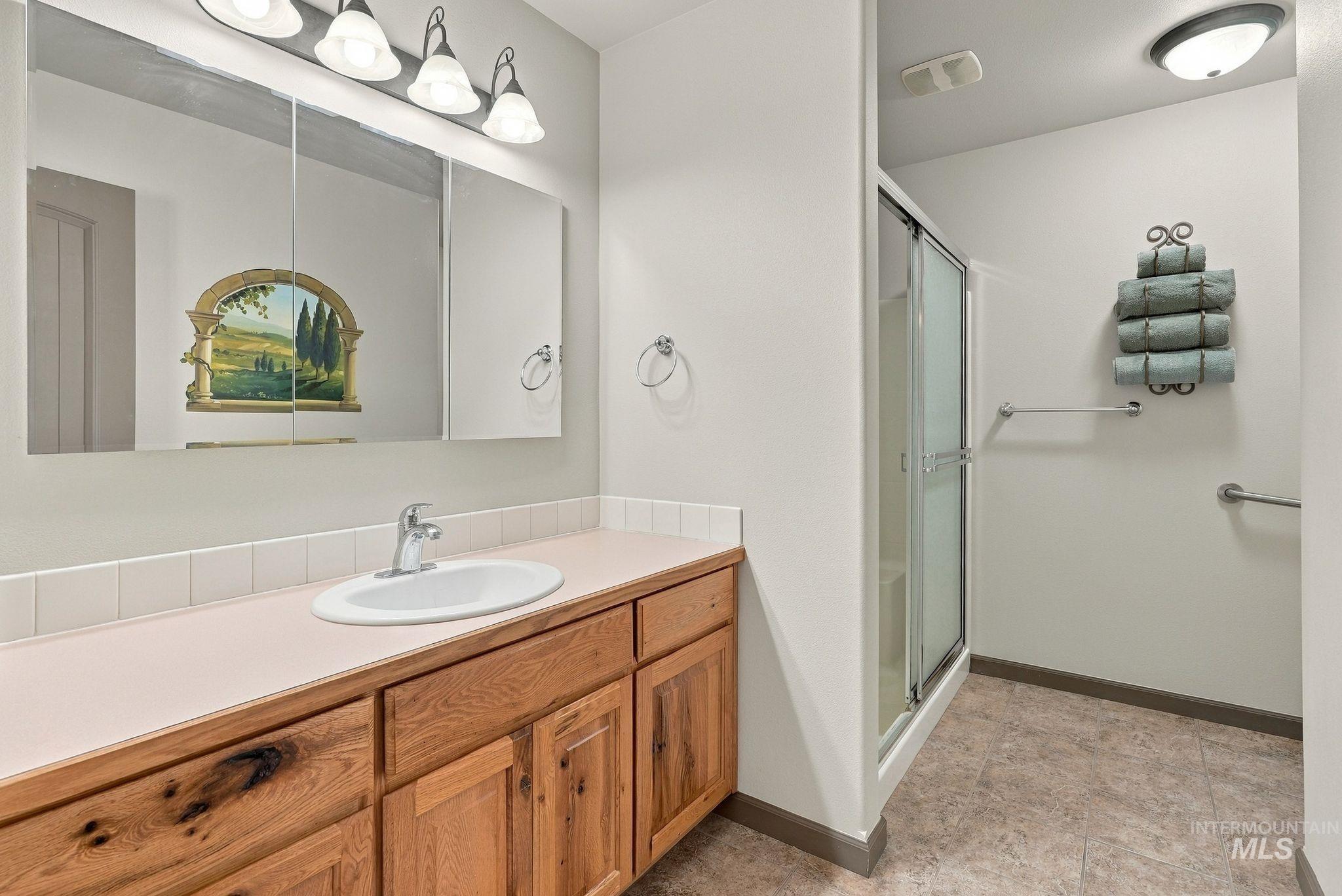 1031 Liberty Dr Property Photo 24