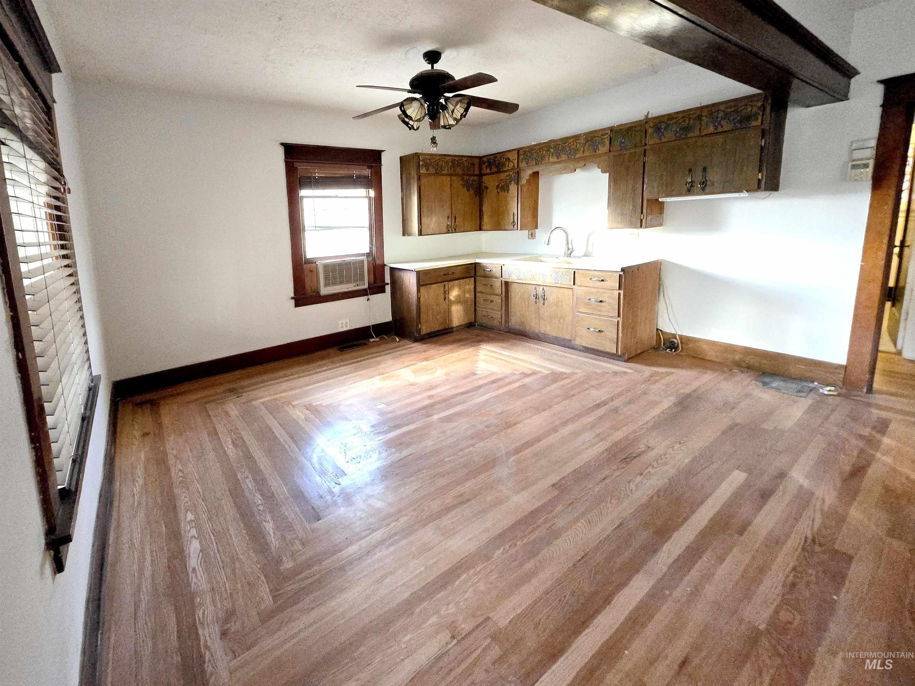 428 2nd Ave. North Property Photo 6