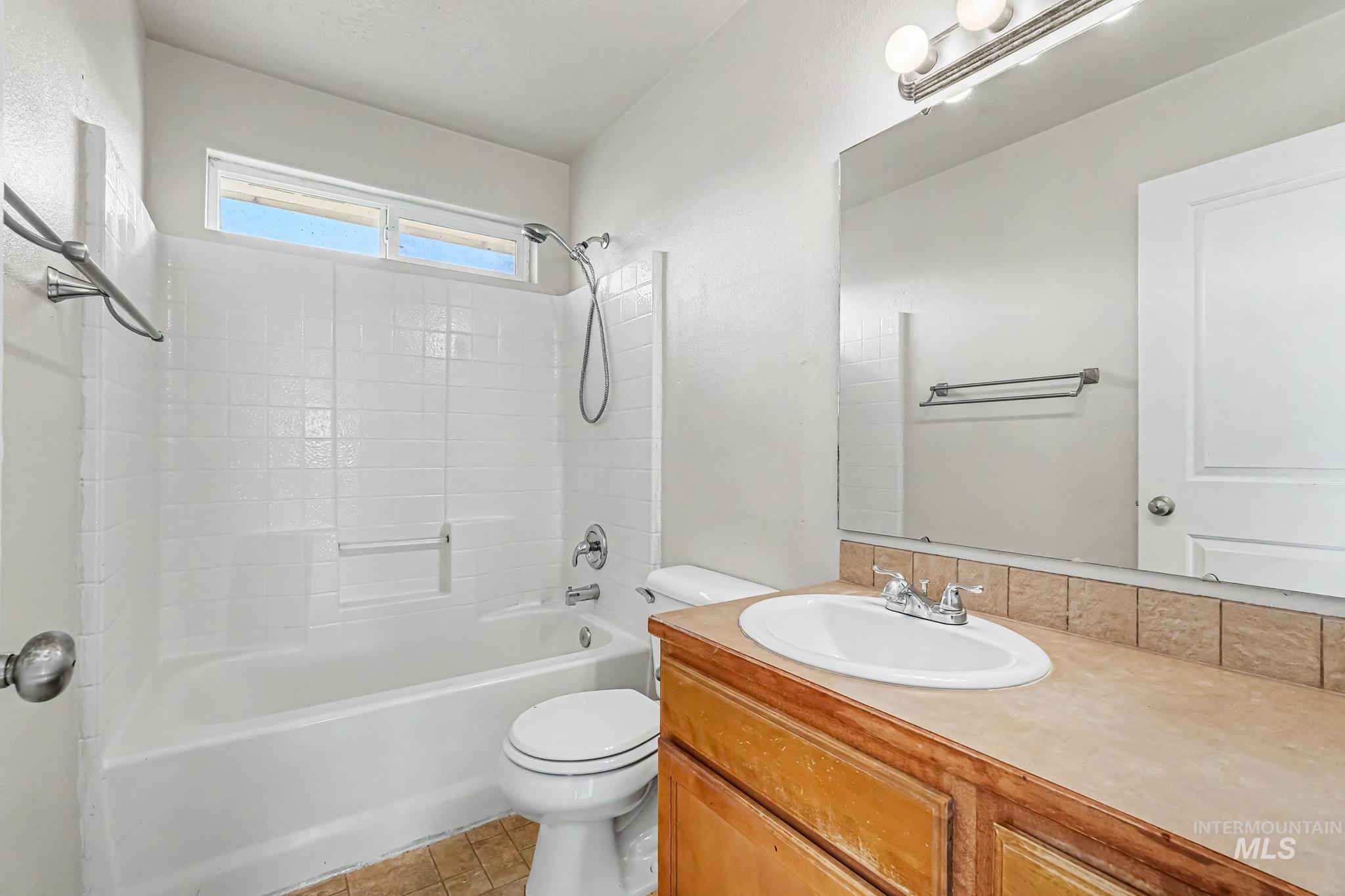 16942 N Darmady Loop Property Photo 18
