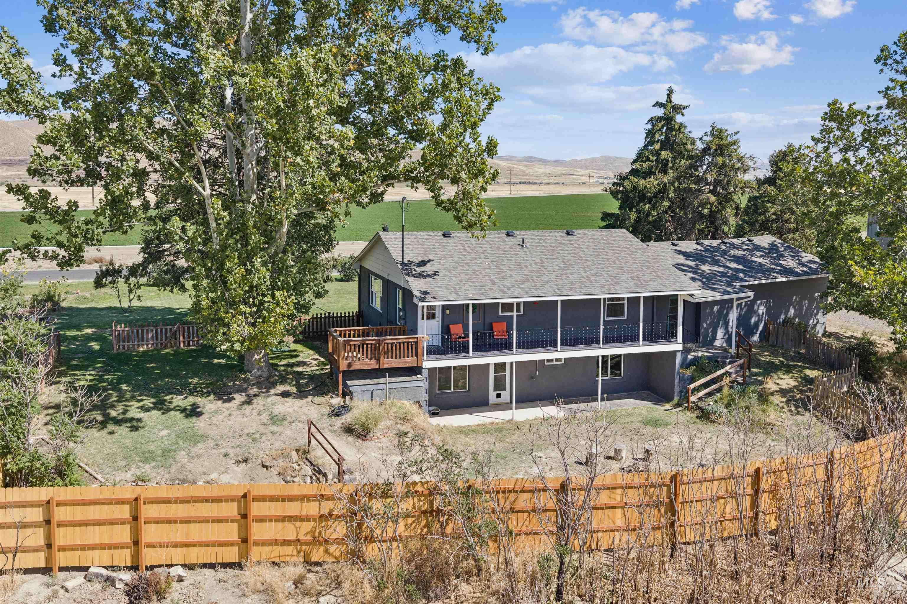 1507 Cove Rd Property Photo 4