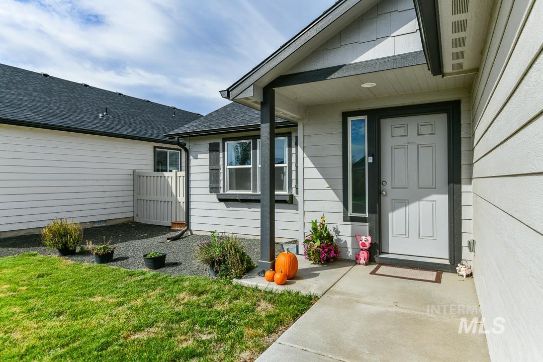 4706 Columbia Falls Ave. Property Photo 2