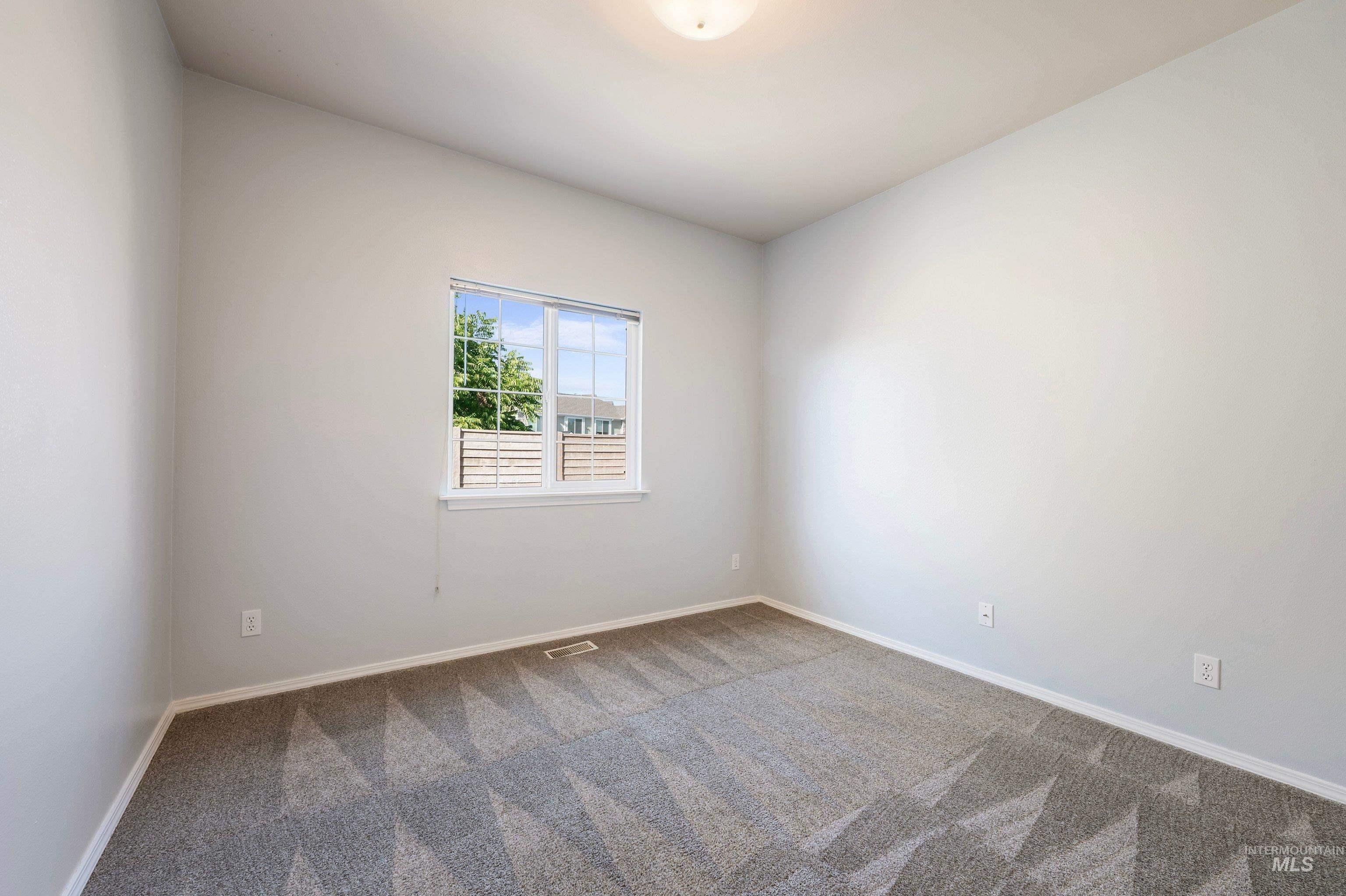 7436 W Garden Glen Drive Property Photo 11
