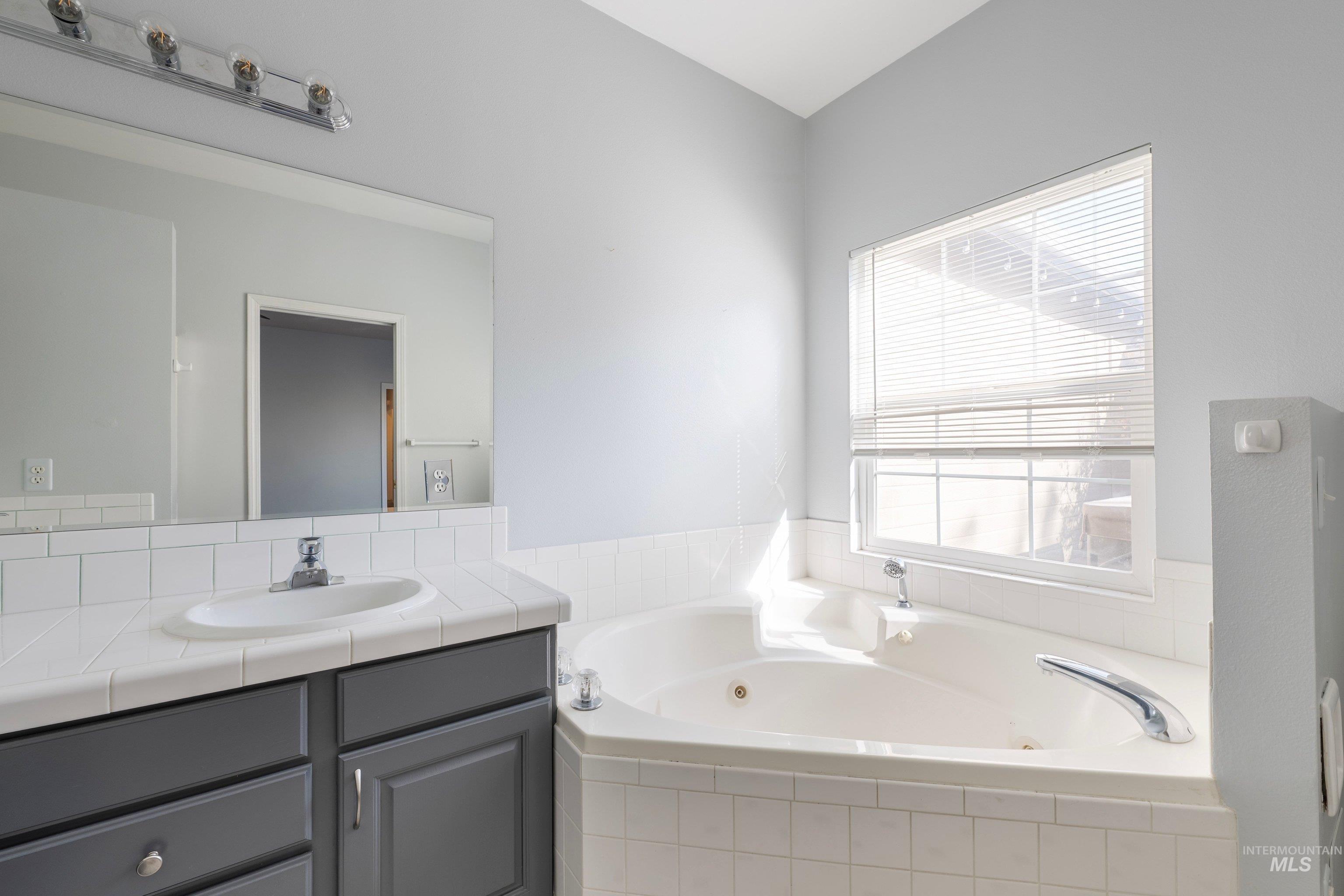 7436 W Garden Glen Drive Property Photo 17