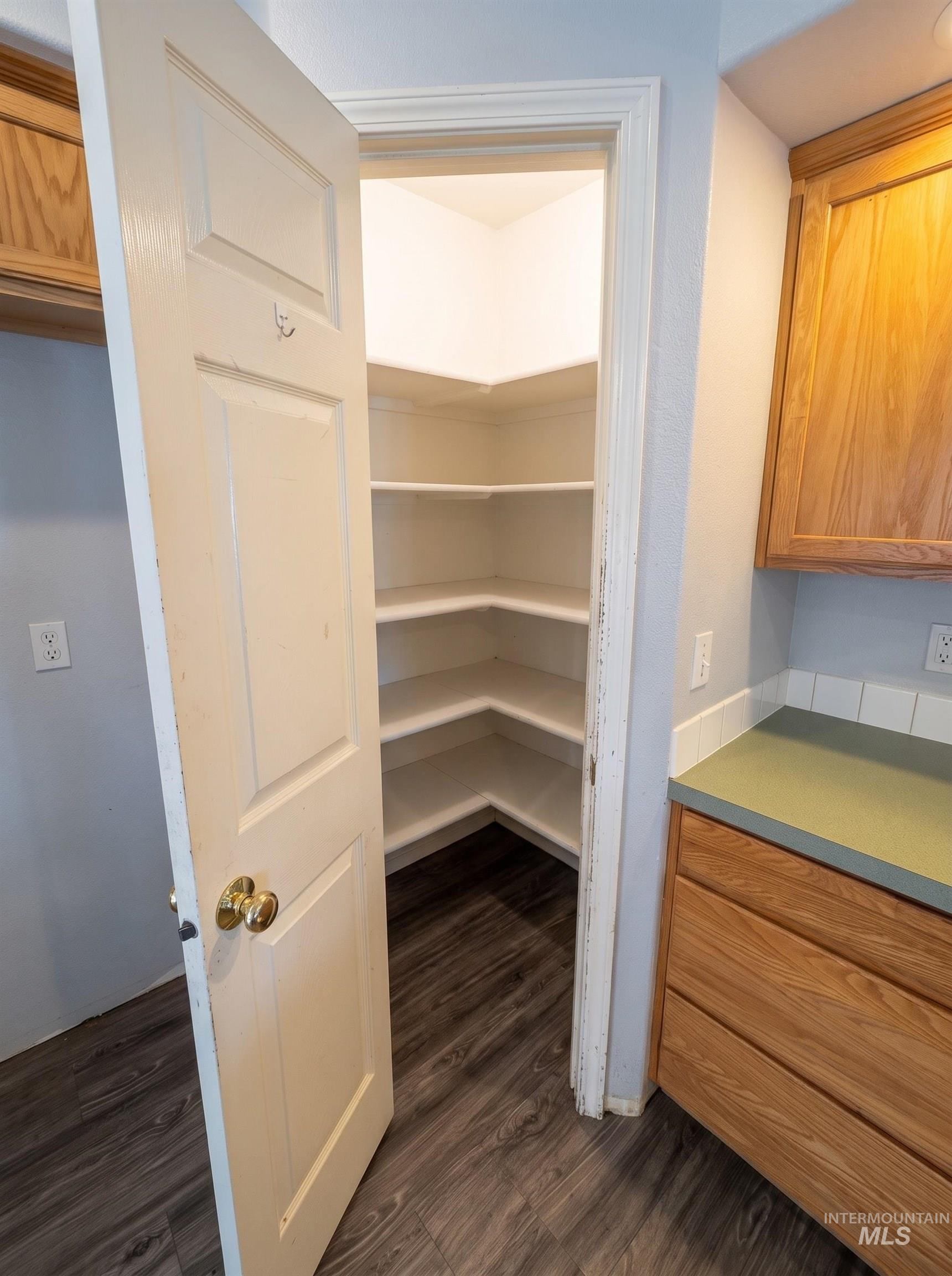 336 W Big Rack Property Photo 8