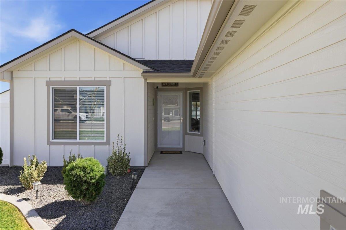 918 Sierra St Property Photo 6