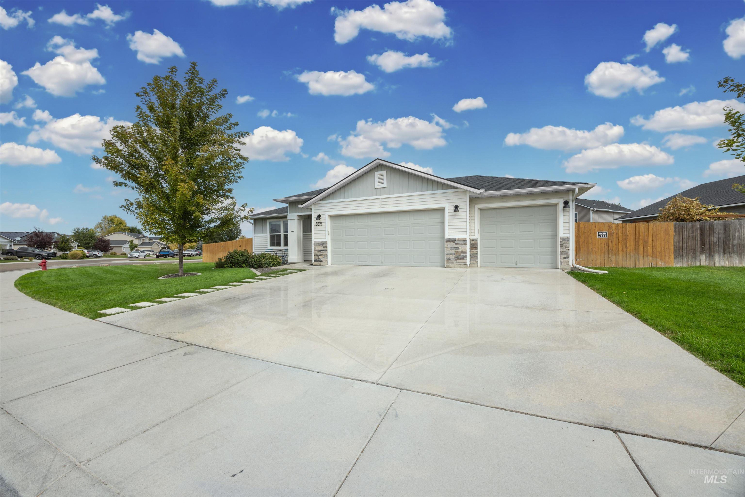 5515 Barkley Way Property Photo 2