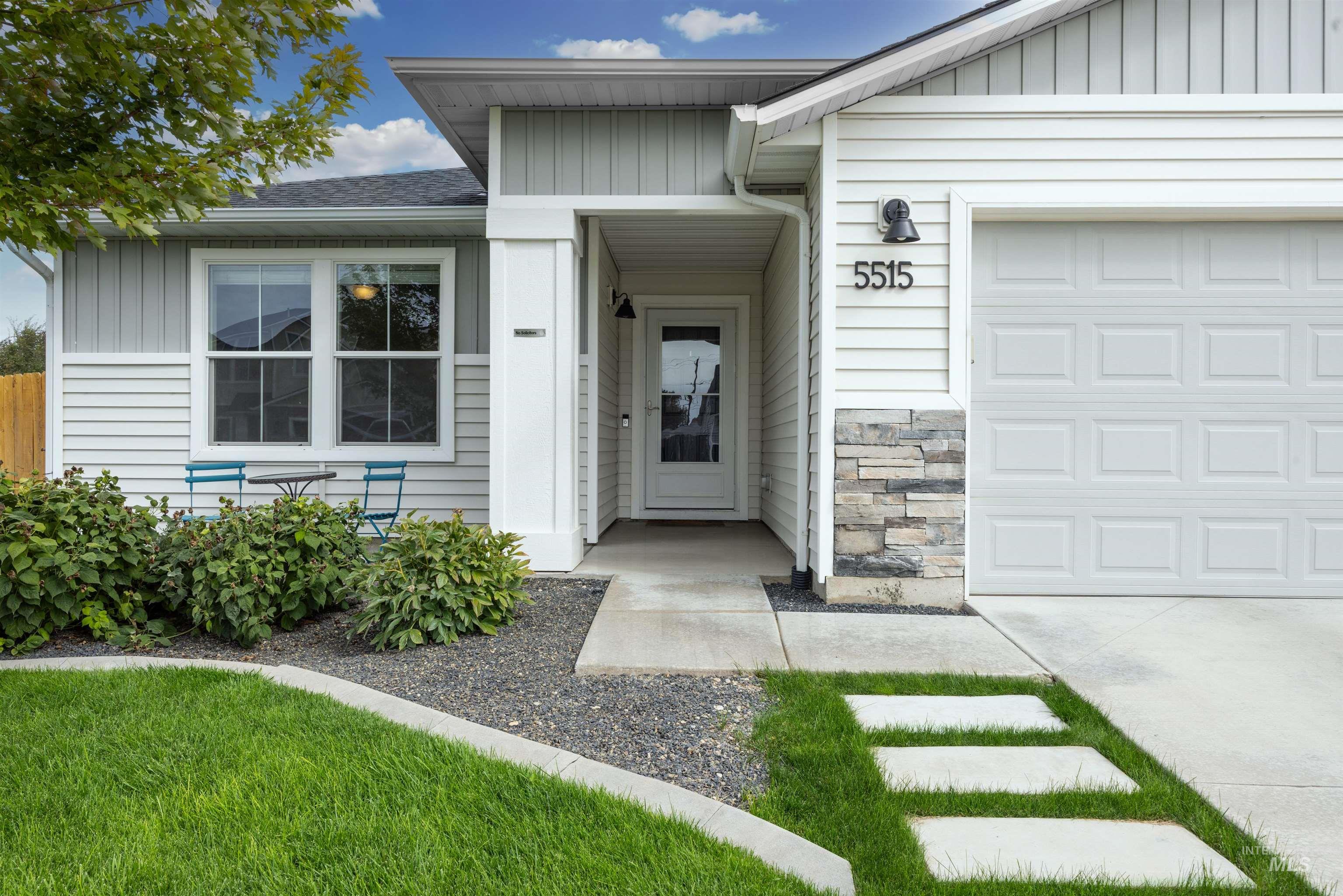 5515 Barkley Way Property Photo 3