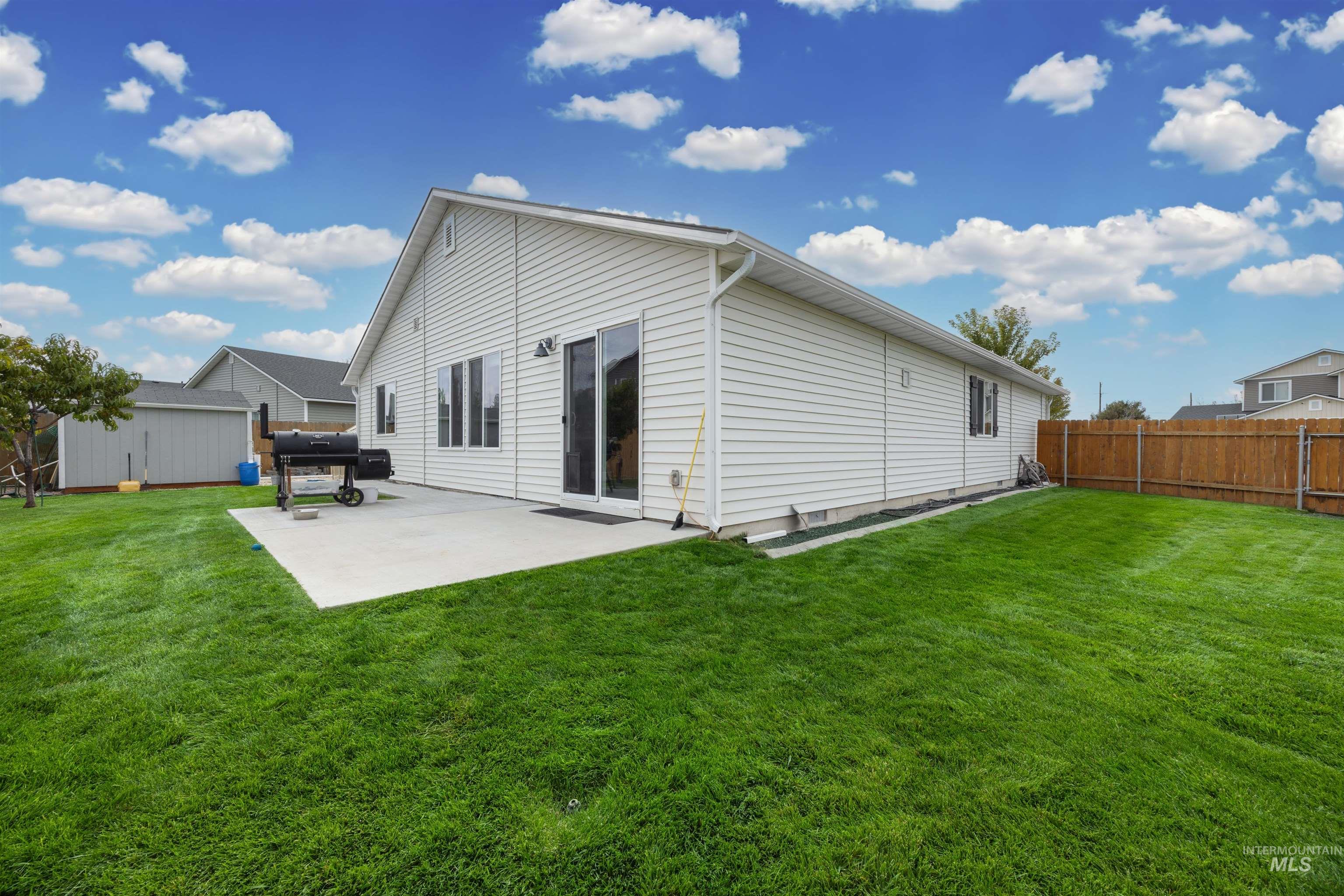 5515 Barkley Way Property Photo 32