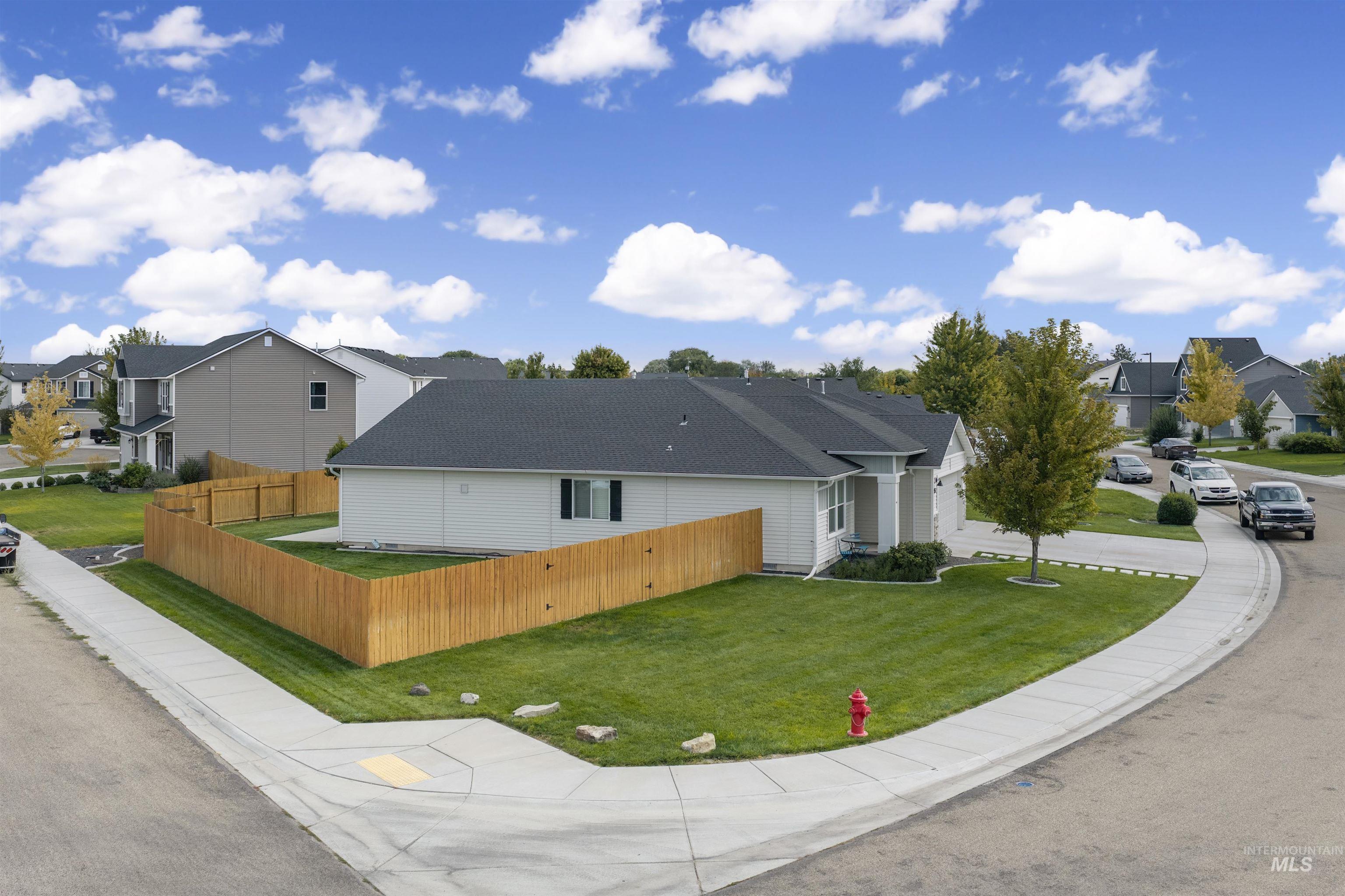 5515 Barkley Way Property Photo 36