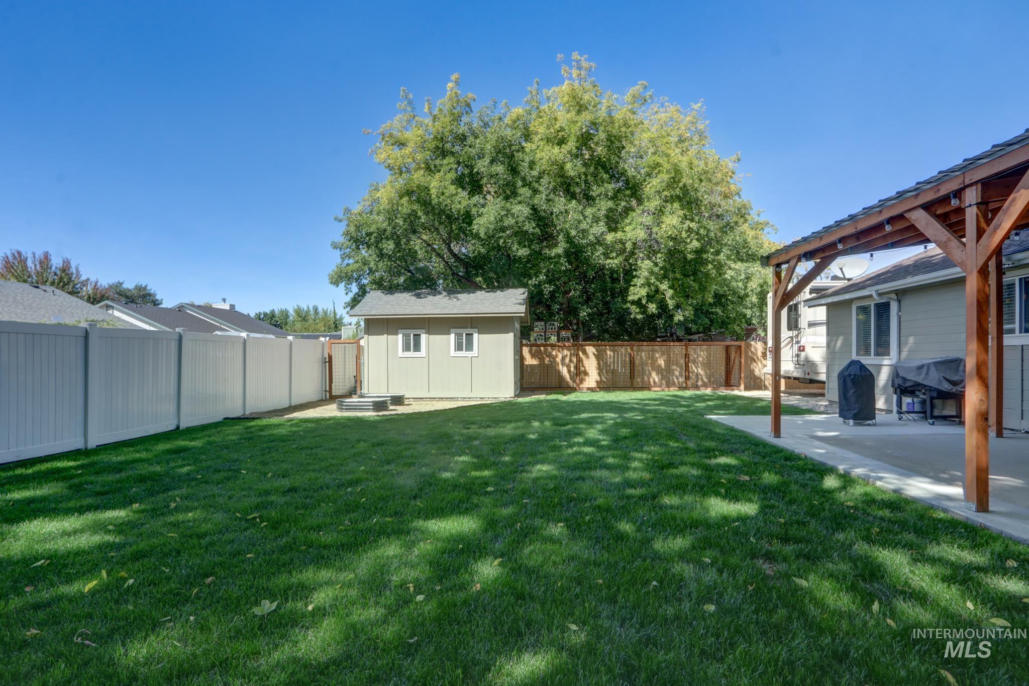 985 W Greenhead St Property Photo 39