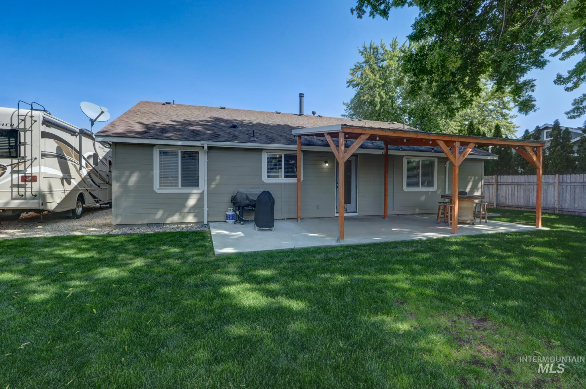 985 W Greenhead St Property Photo 45