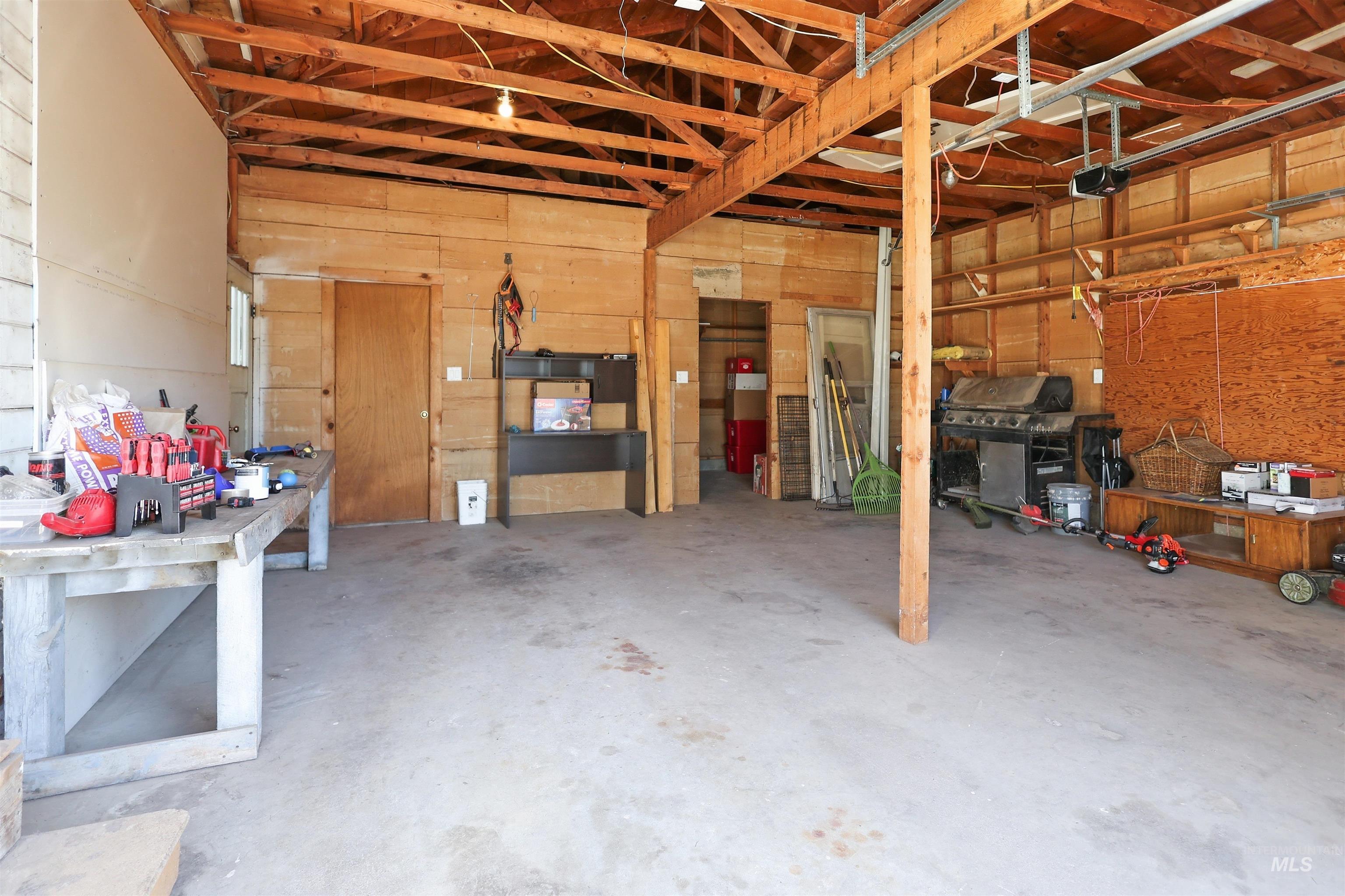 424 S 5th Property Photo 19