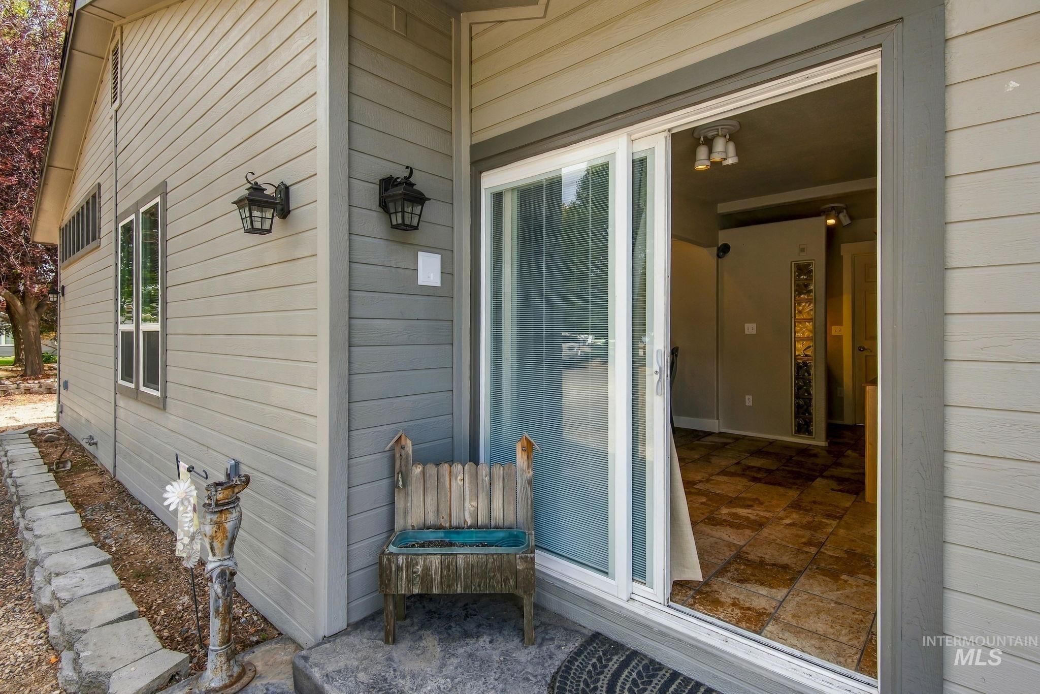 1103 S Camas St. Property Photo 30