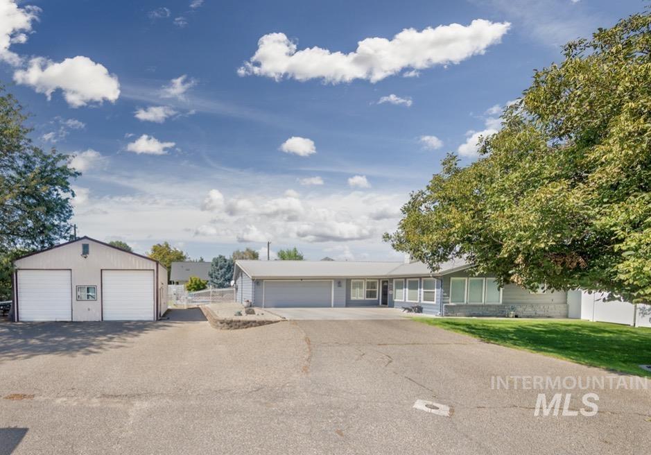 1501 Horning Way Property Photo 1