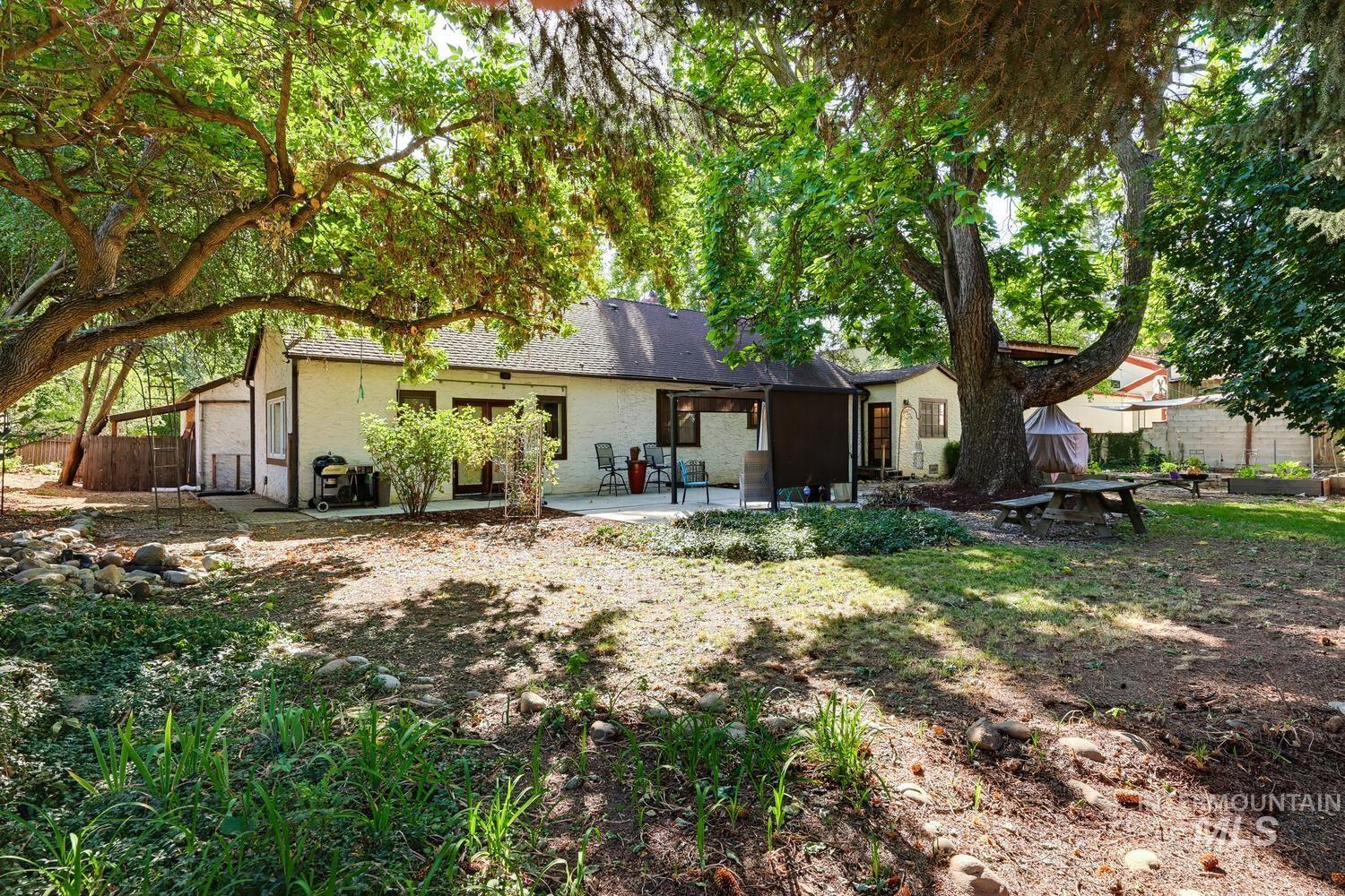 1301 S Owyhee Street Property Photo 41
