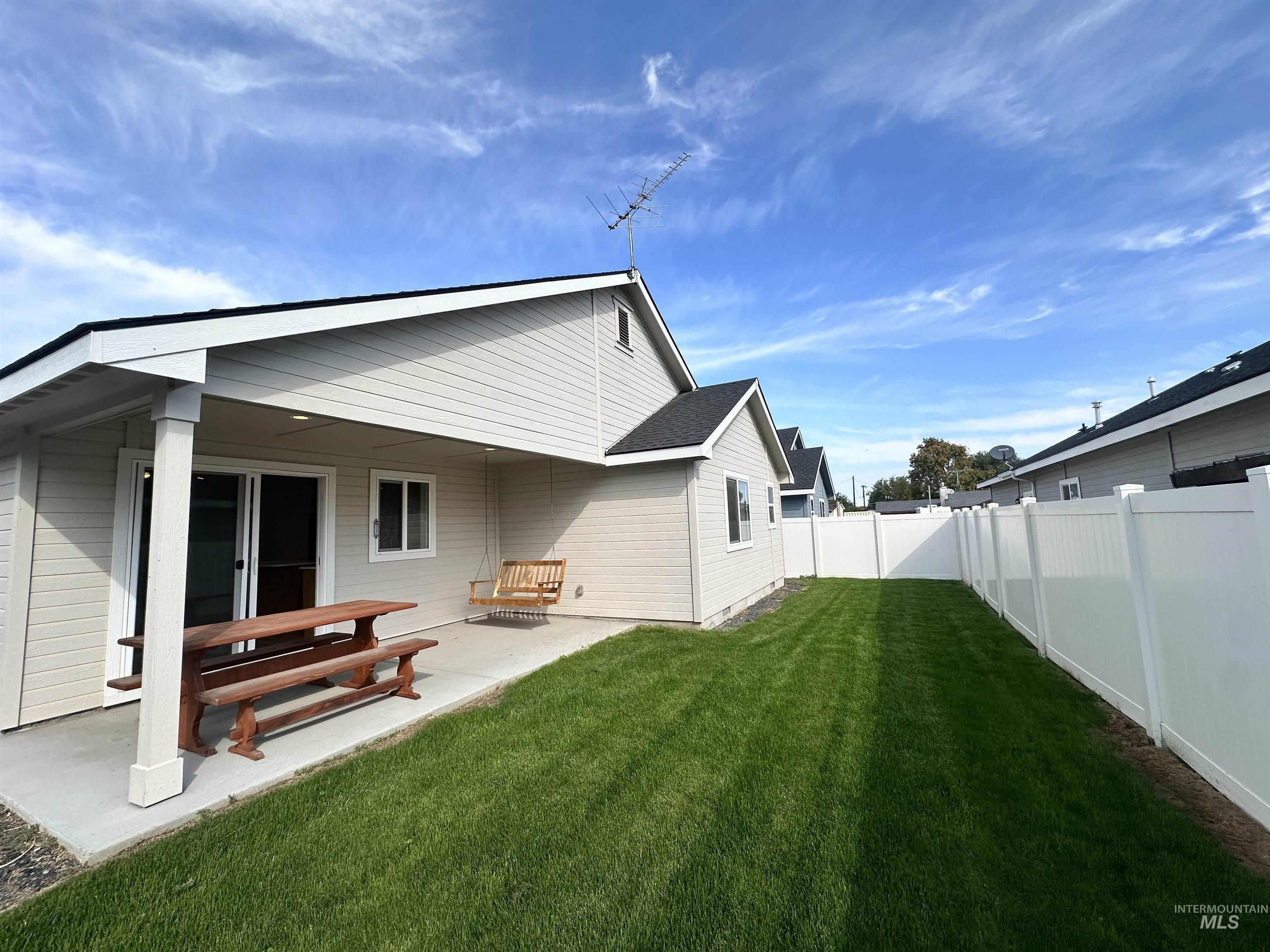 52 Sunset Dr Property Photo 18