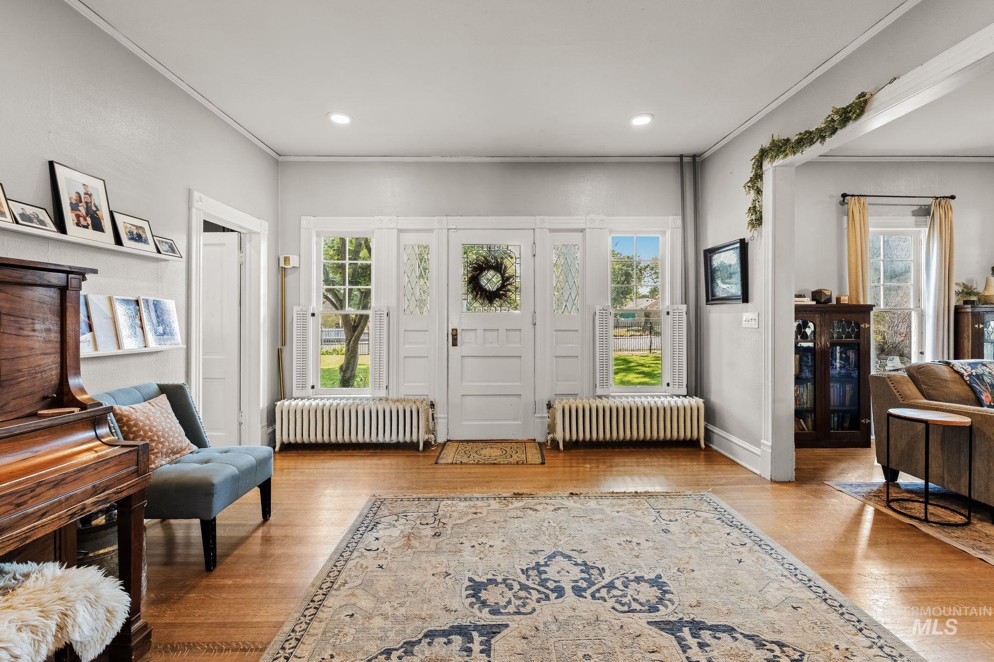 320 4th Street Property Photo 4