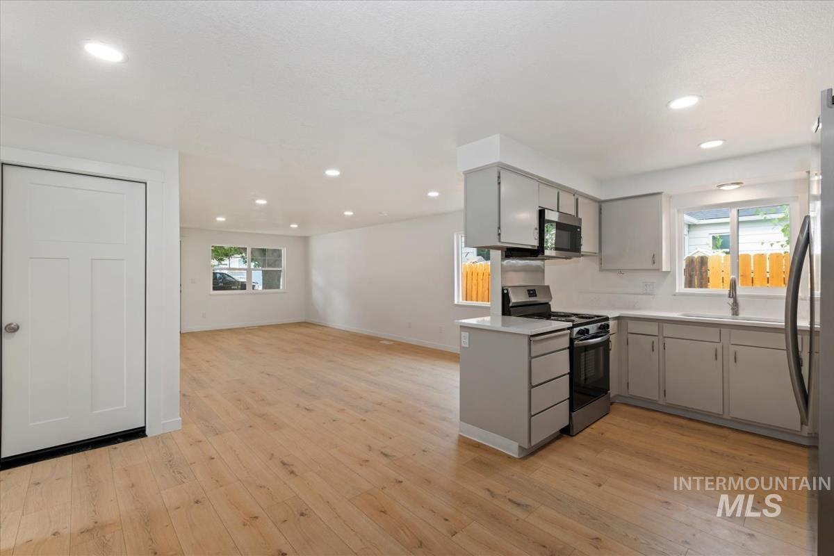 208 Young Ave. Property Photo 9