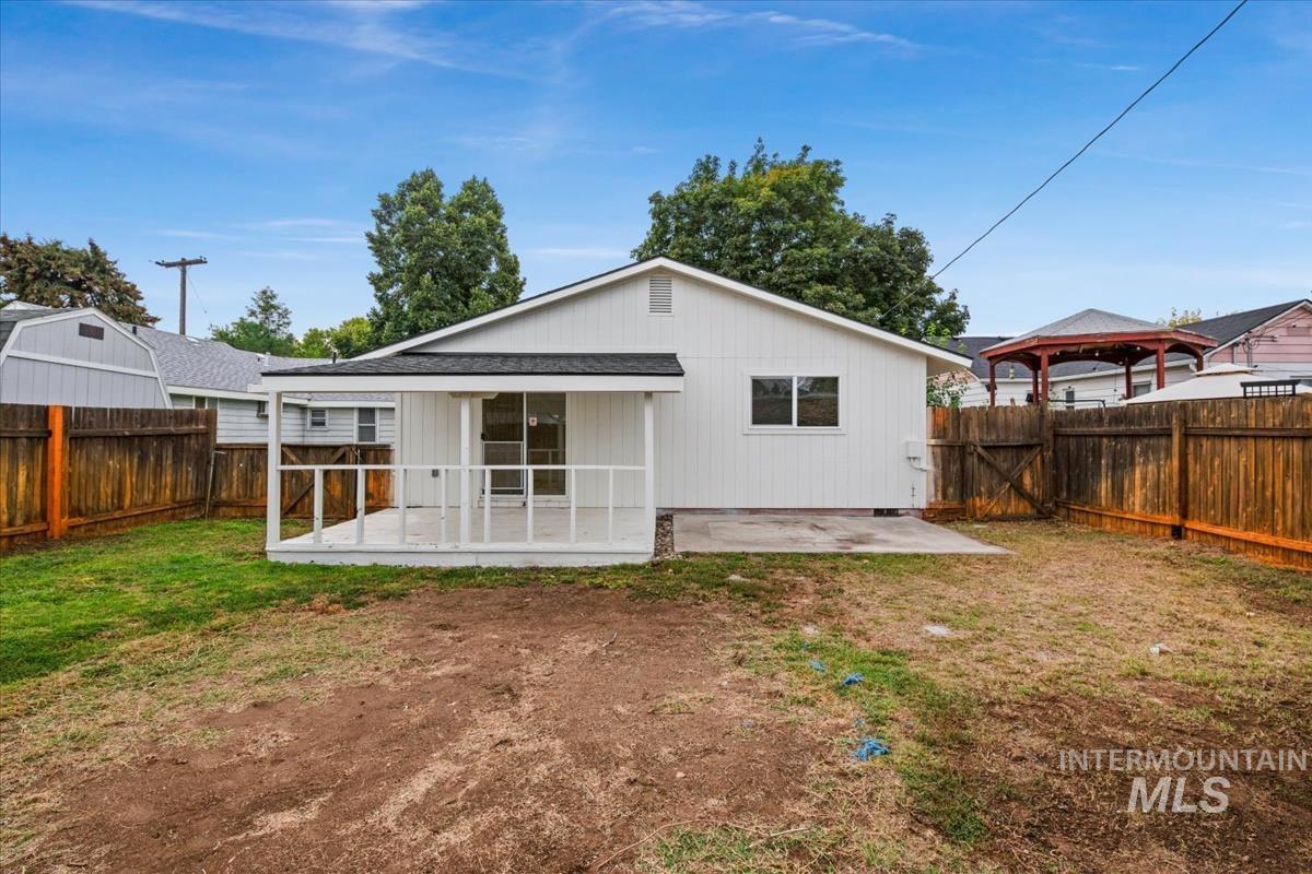 208 Young Ave. Property Photo 23