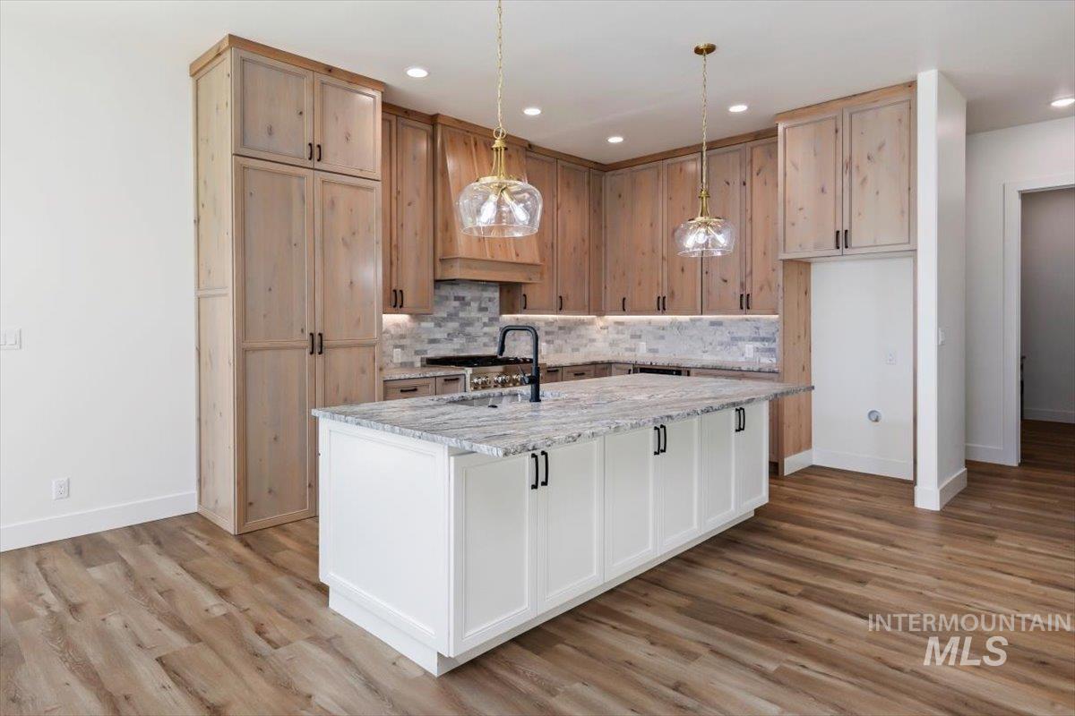 563 Moonstone Rd Property Photo 12