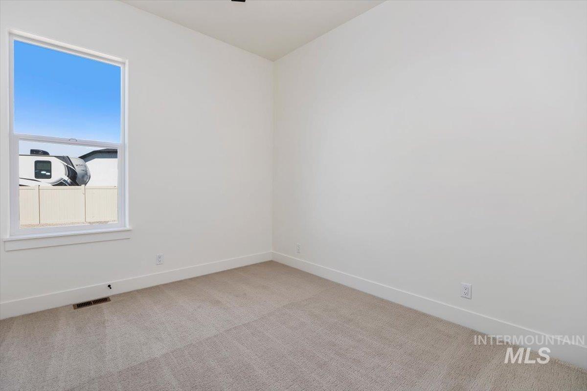 563 Moonstone Rd Property Photo 27